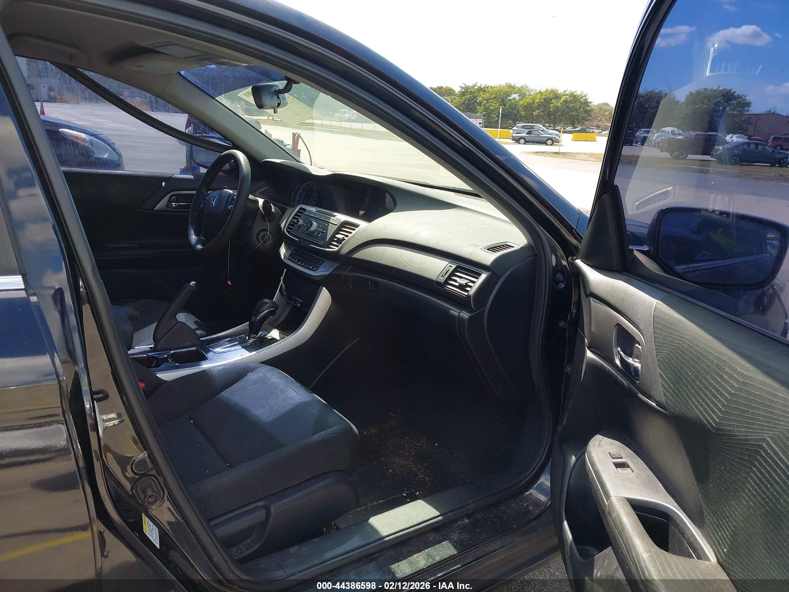 HONDA ACCORD image 5