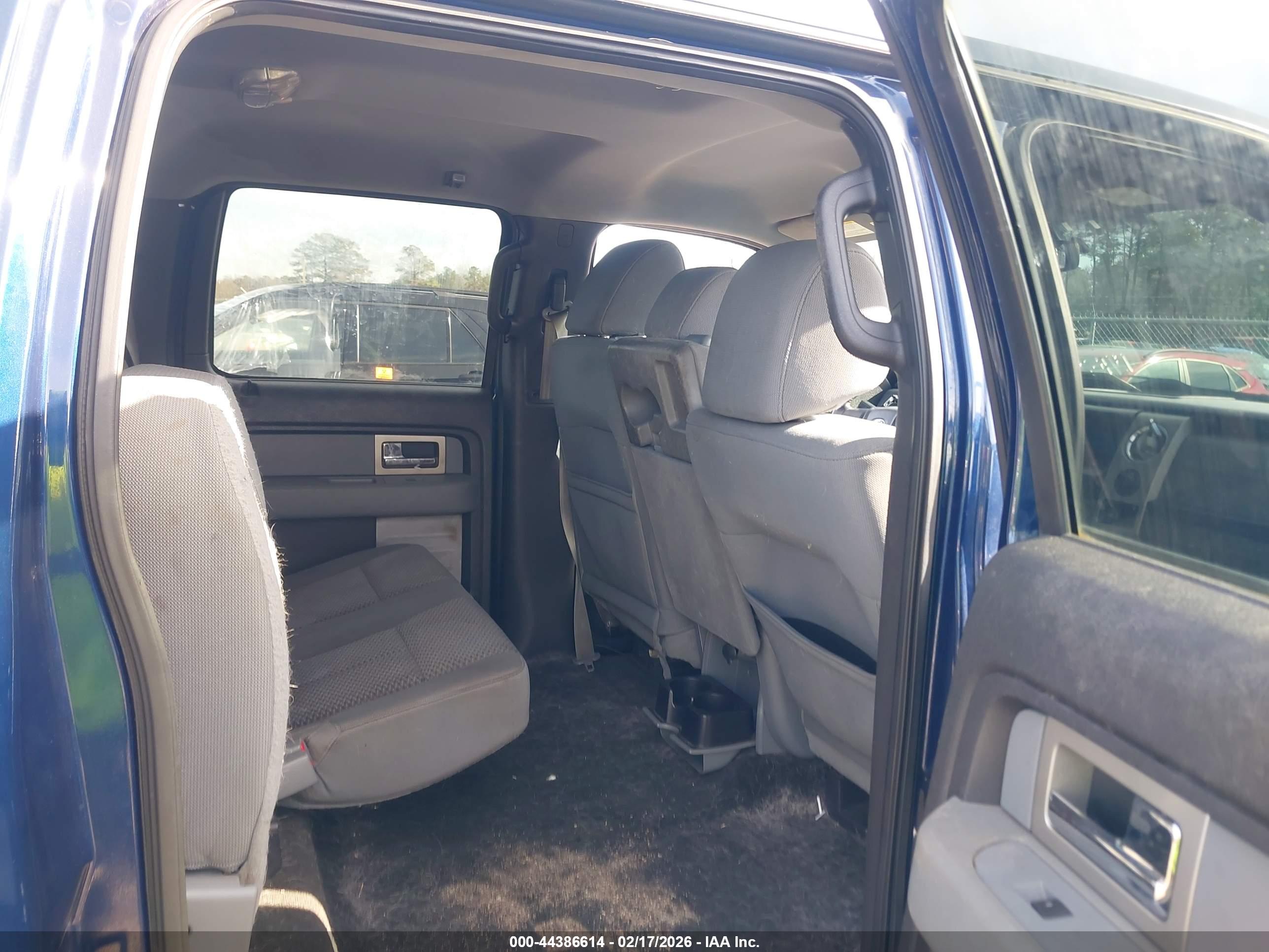 FORD F-150 image 8