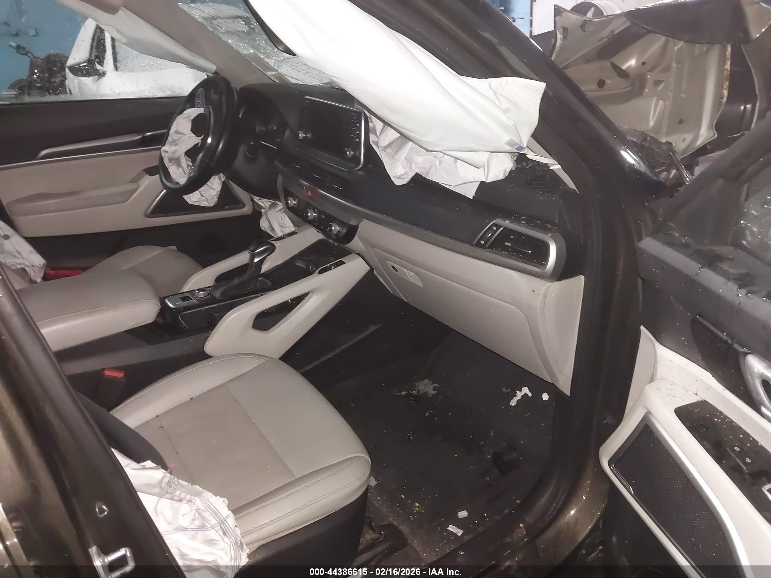 KIA TELLURIDE image 5