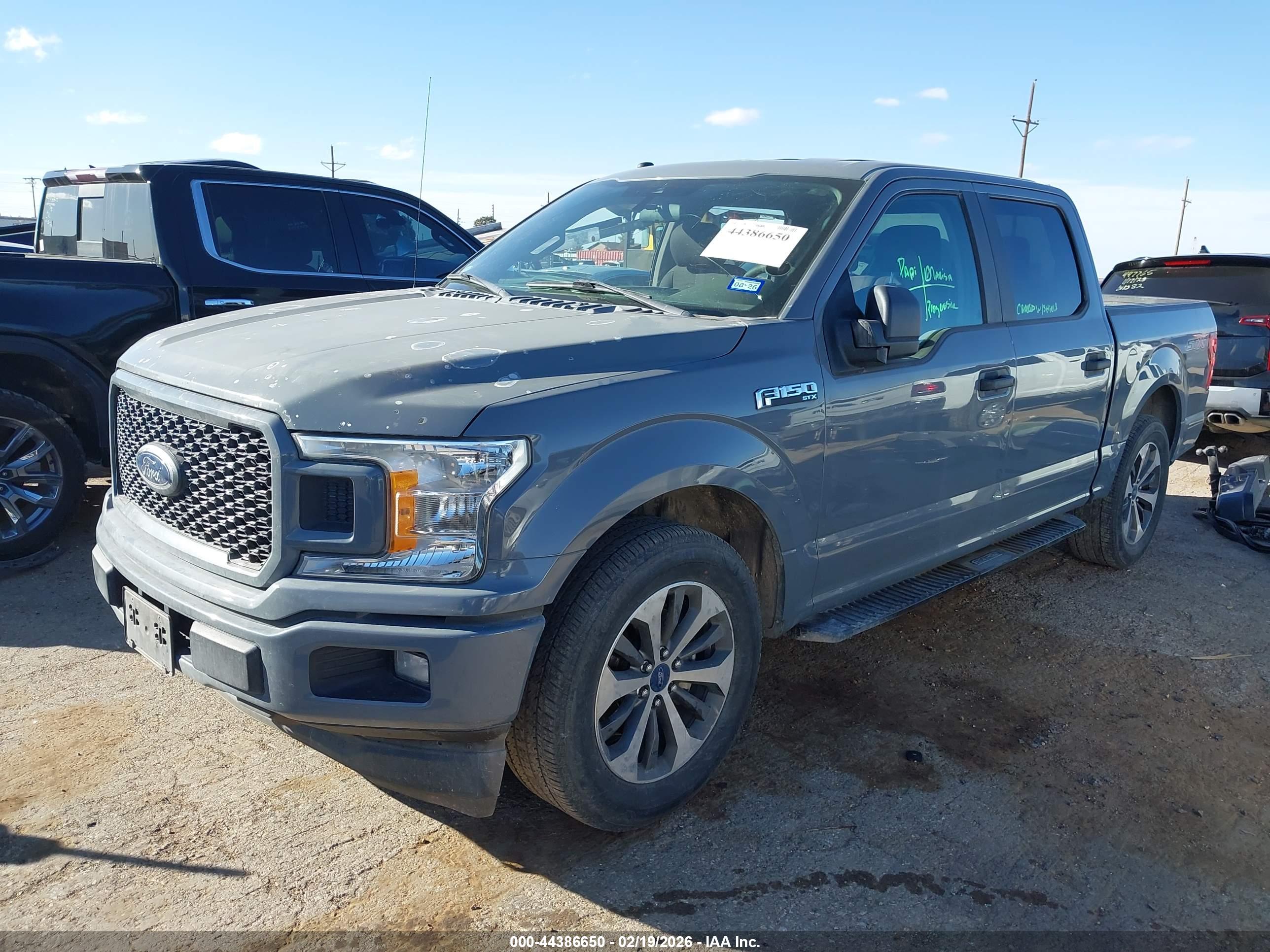 FORD F-150 image 2