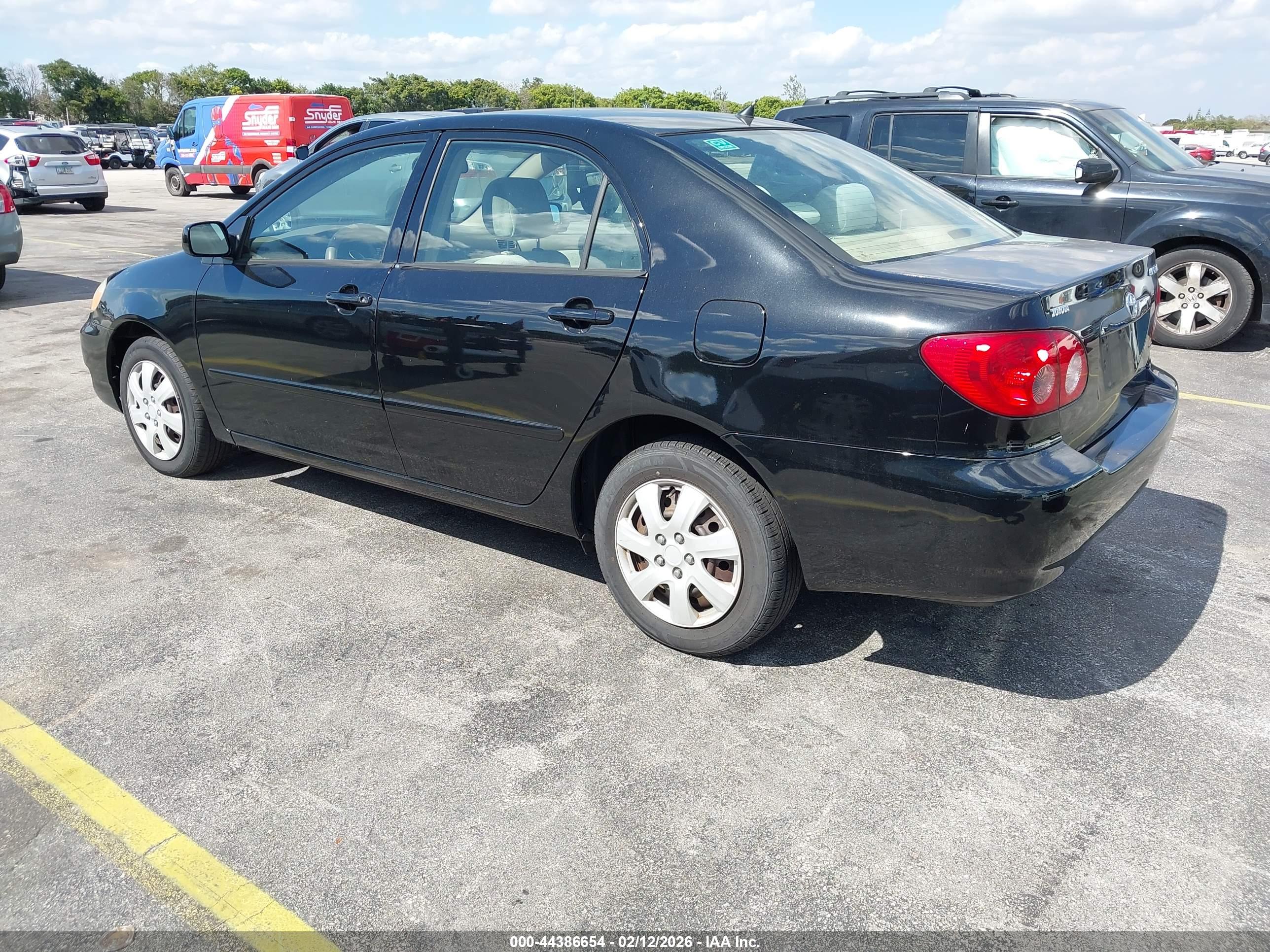 TOYOTA COROLLA image 3
