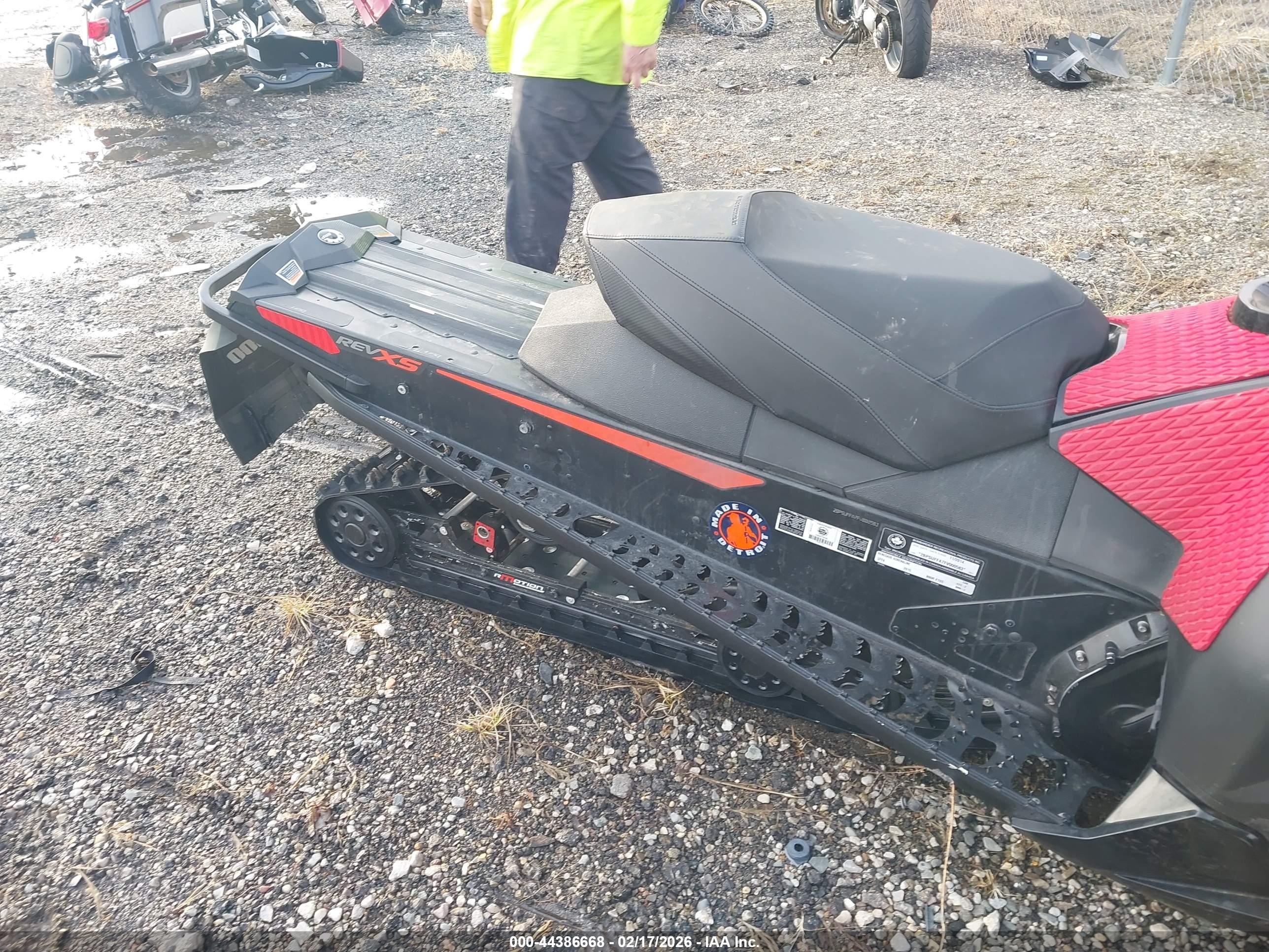 SKI-DOO RENEGADE image 8
