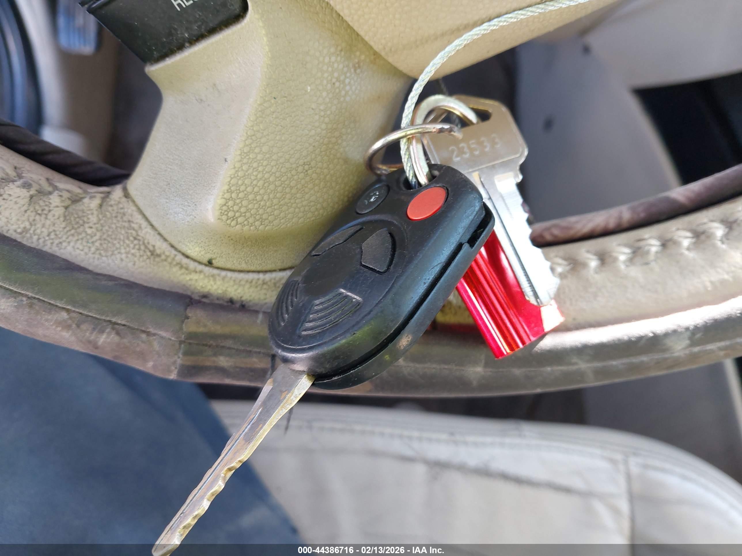 FORD ESCAPE image 11