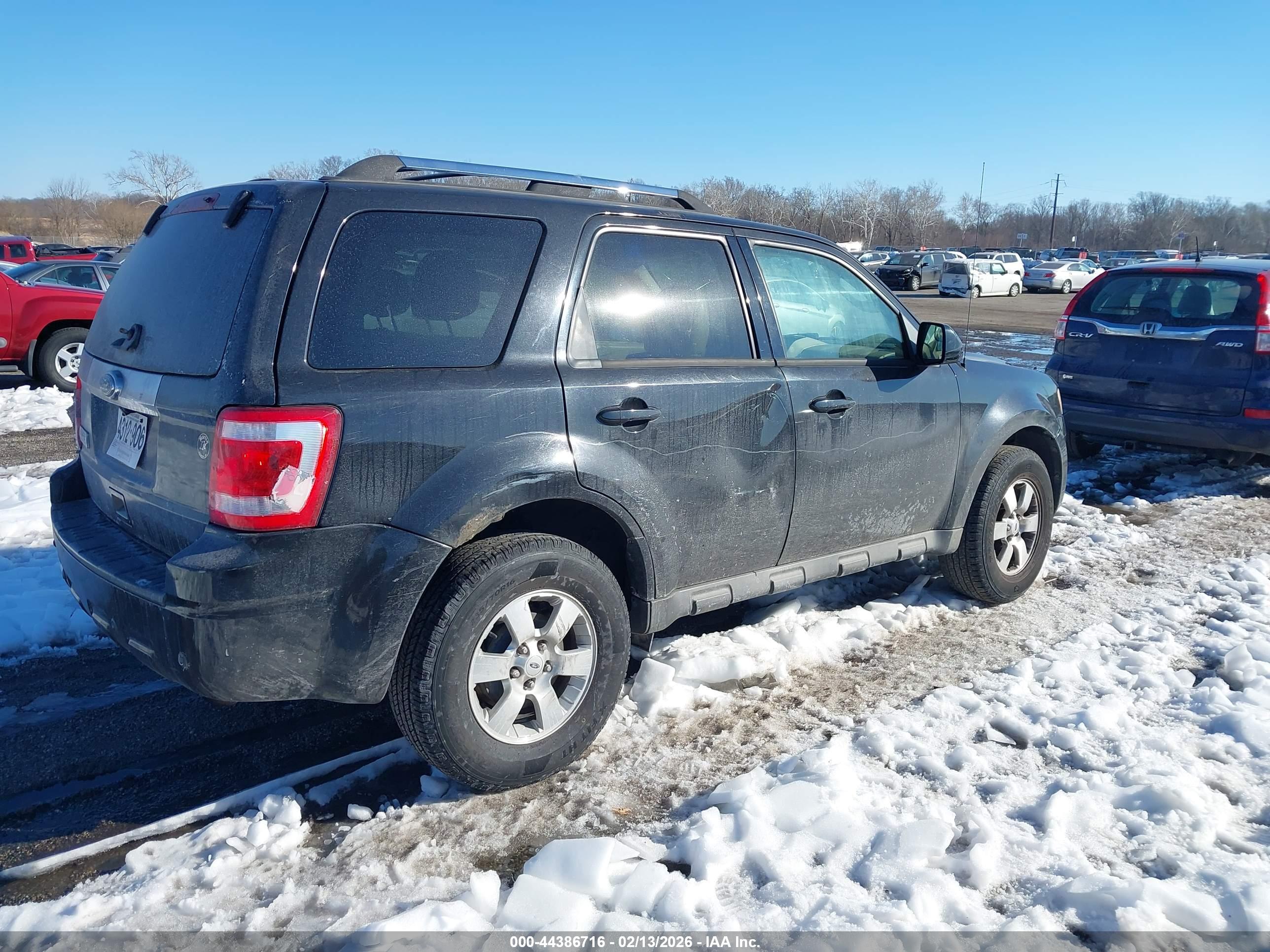 FORD ESCAPE image 4