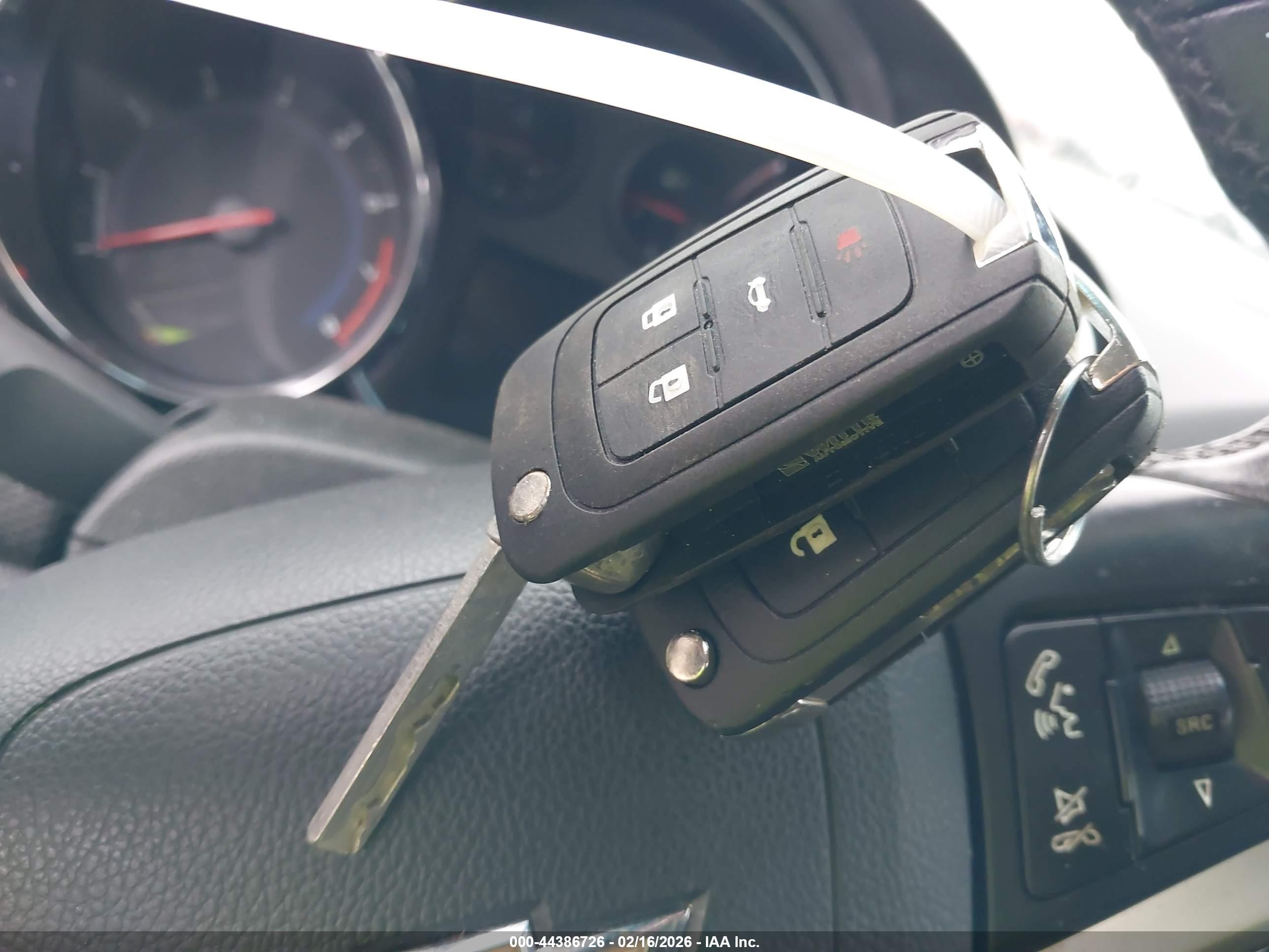CHEVROLET CRUZE image 11