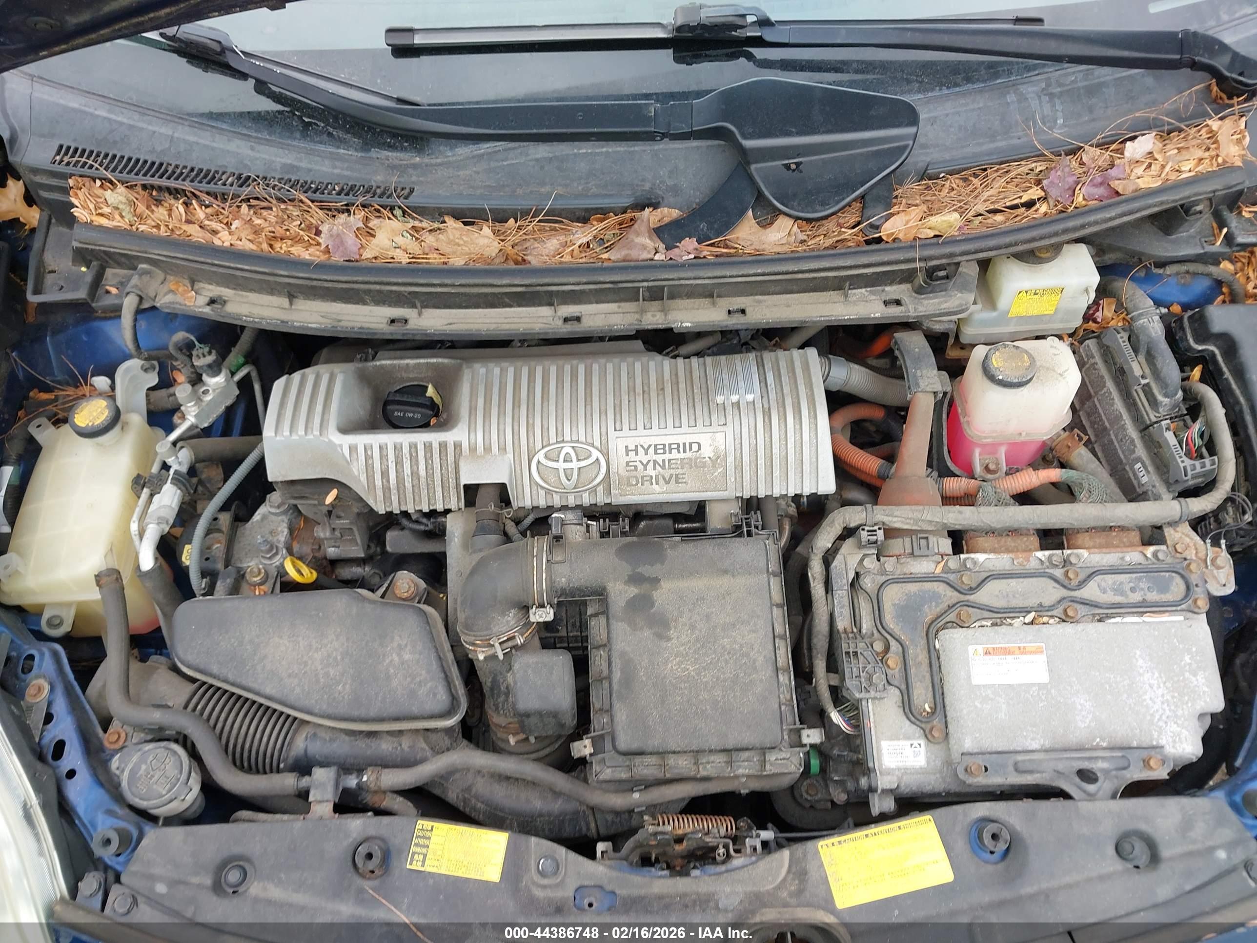 TOYOTA PRIUS image 10