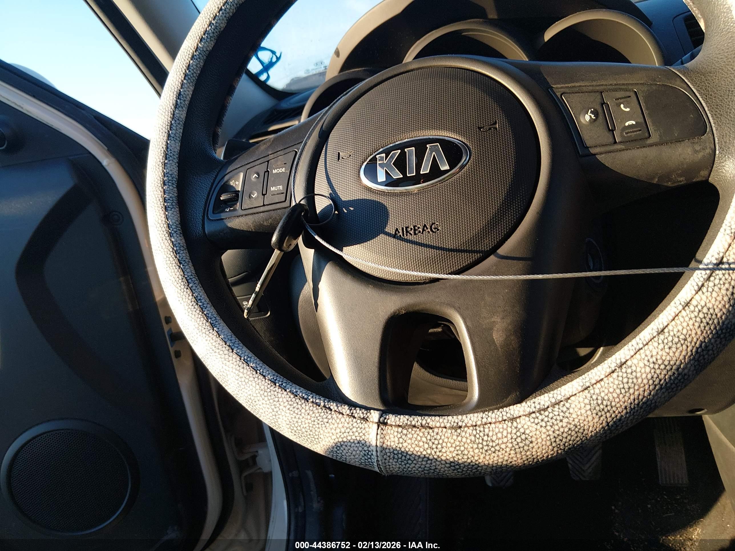 KIA SOUL image 11