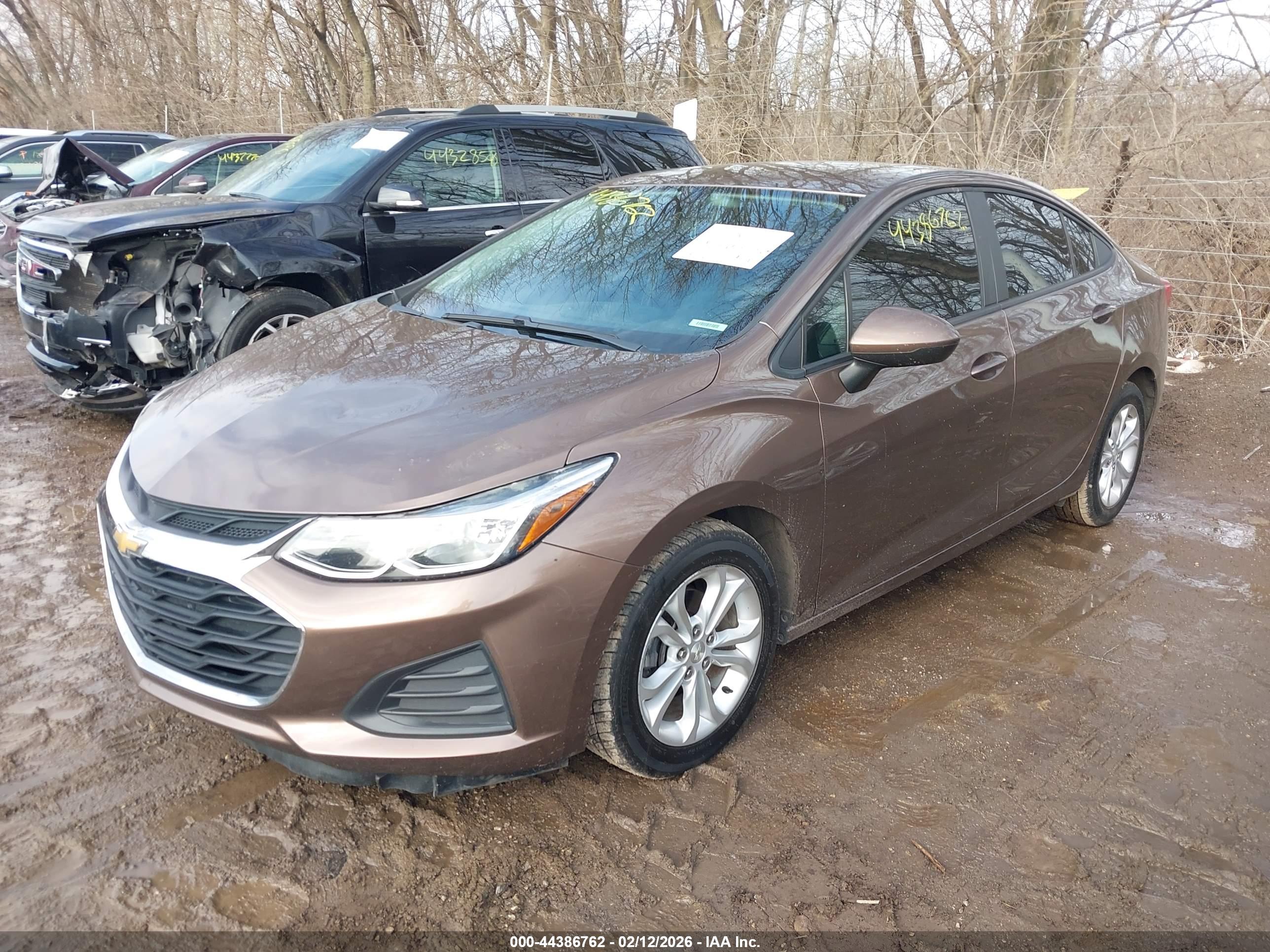 CHEVROLET CRUZE image 2