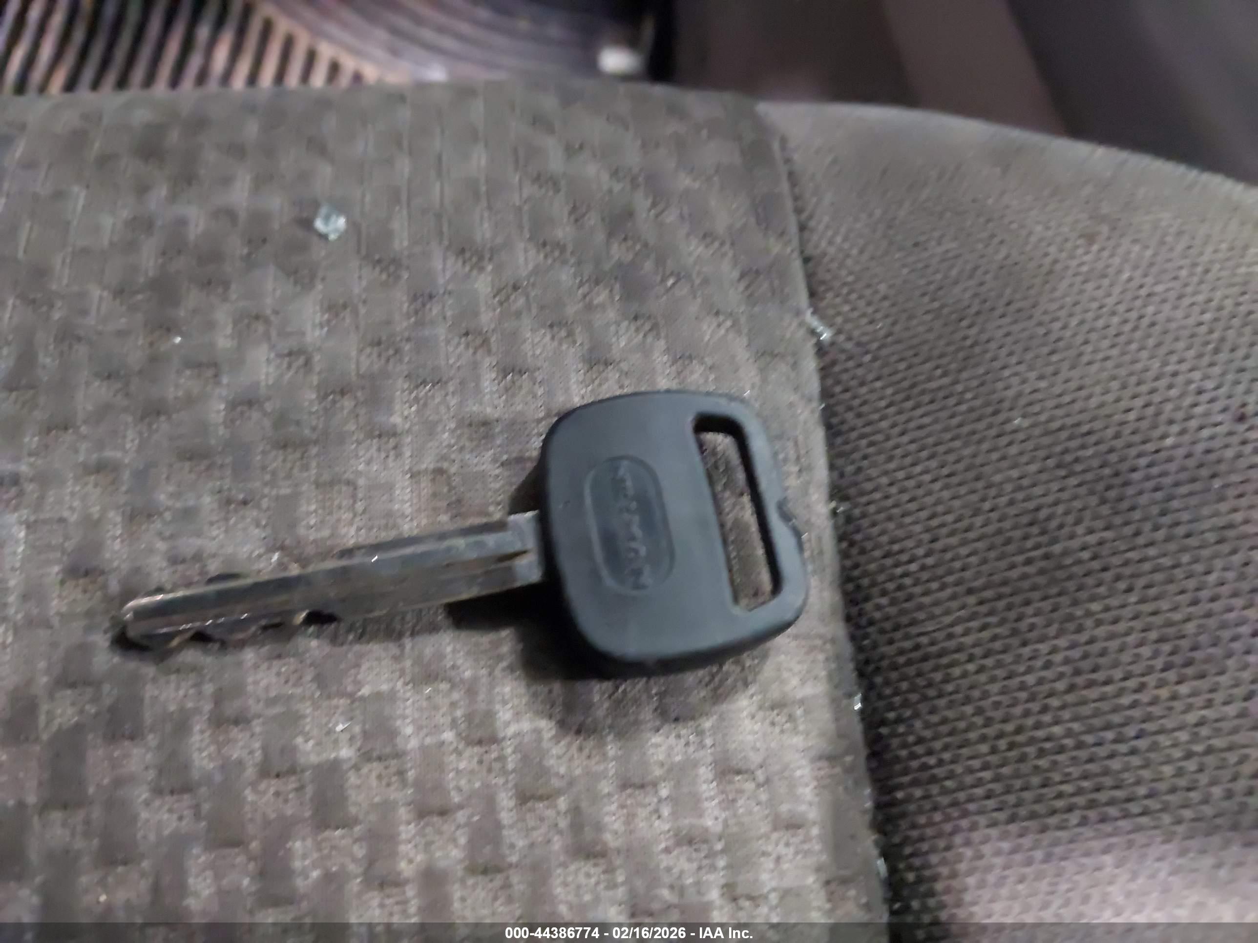 TOYOTA RAV4 image 11