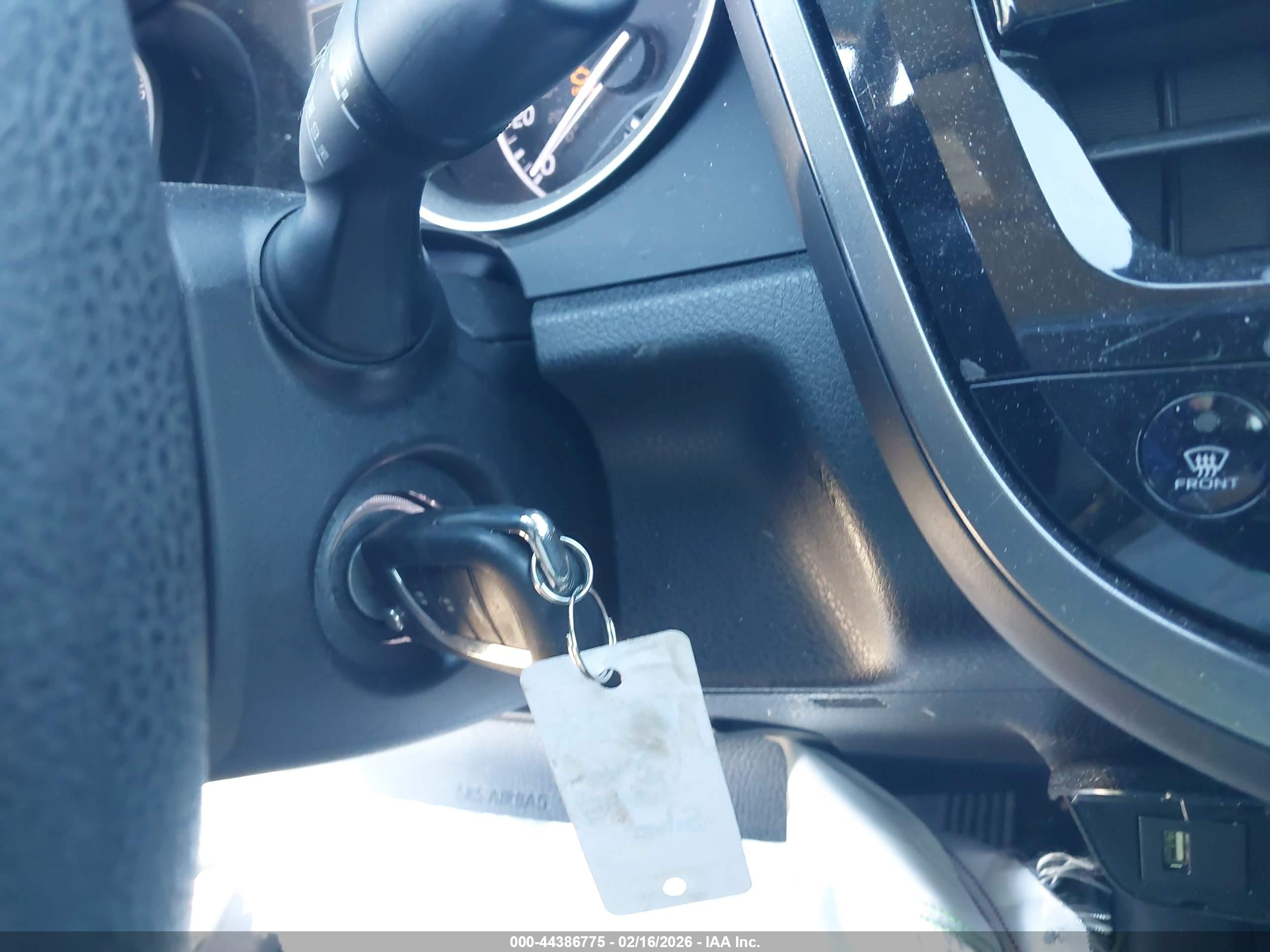 TOYOTA CAMRY image 11