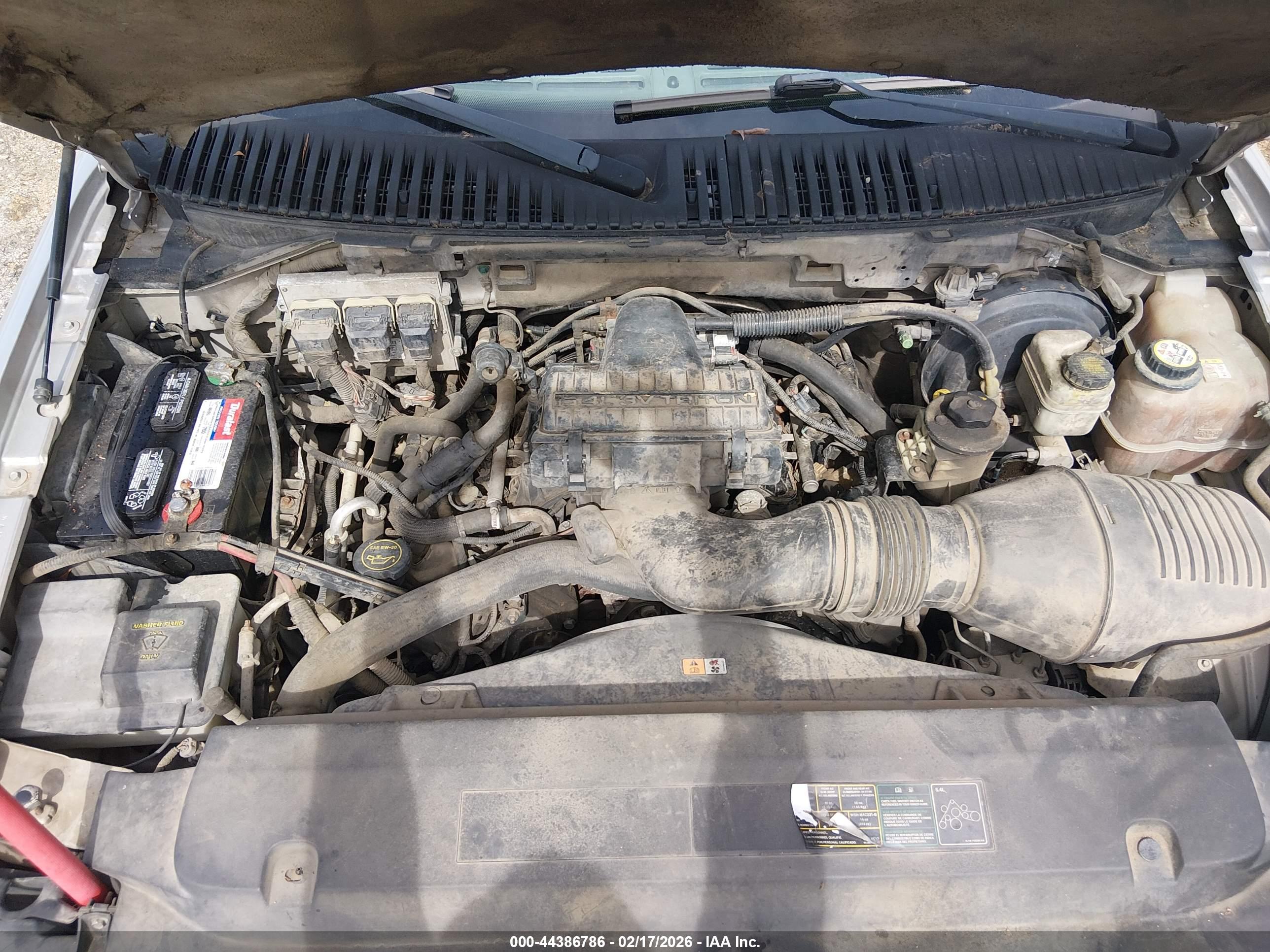 FORD EXPEDITION image 10