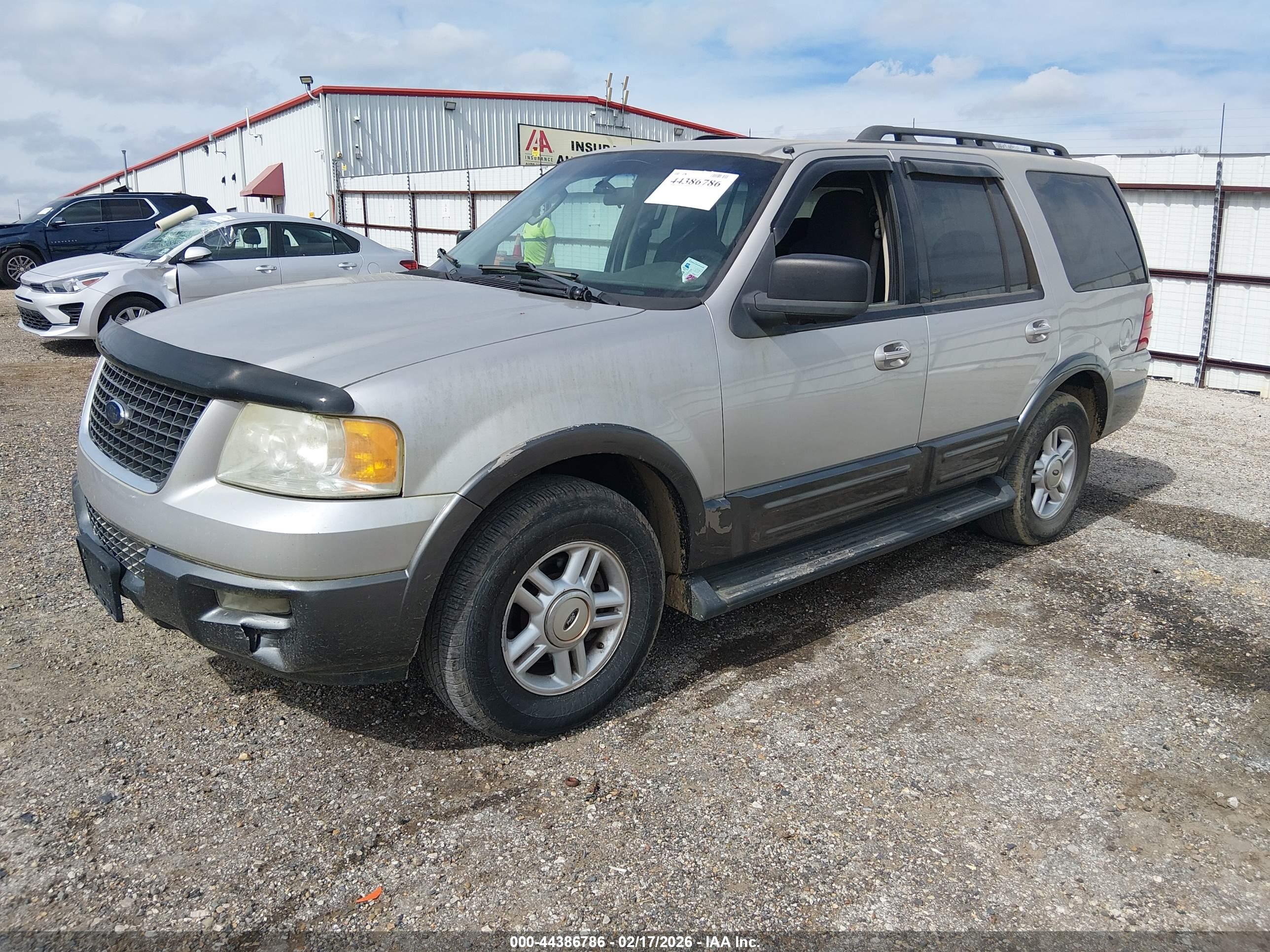 FORD EXPEDITION image 2