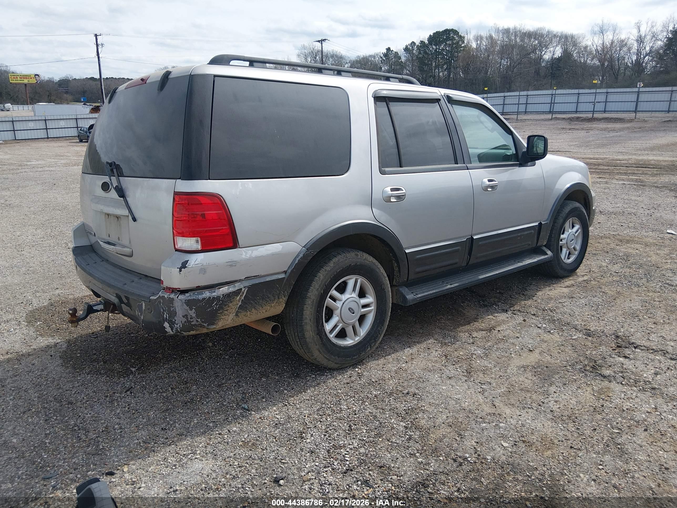 FORD EXPEDITION image 4