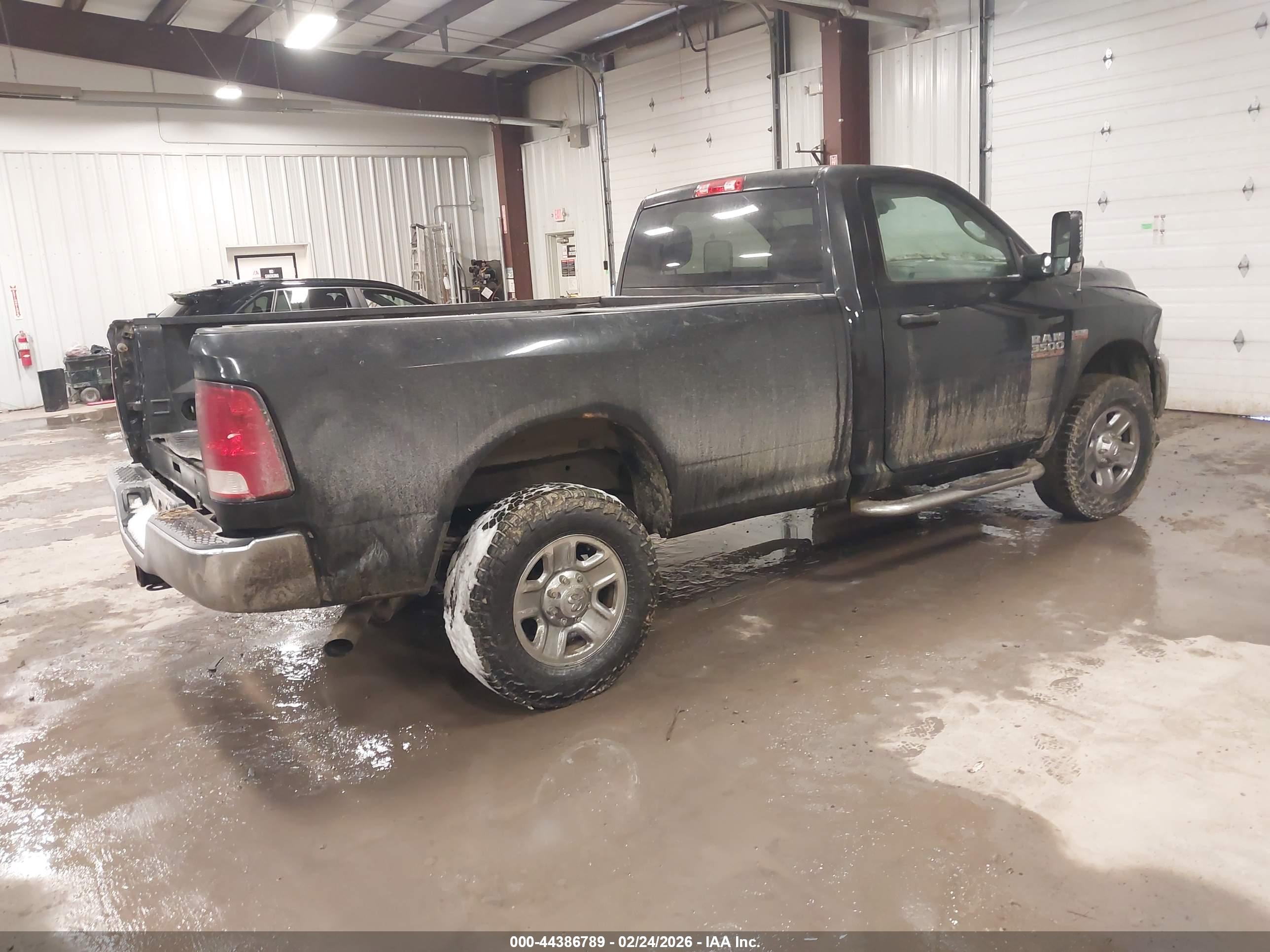 RAM 3500 image 4