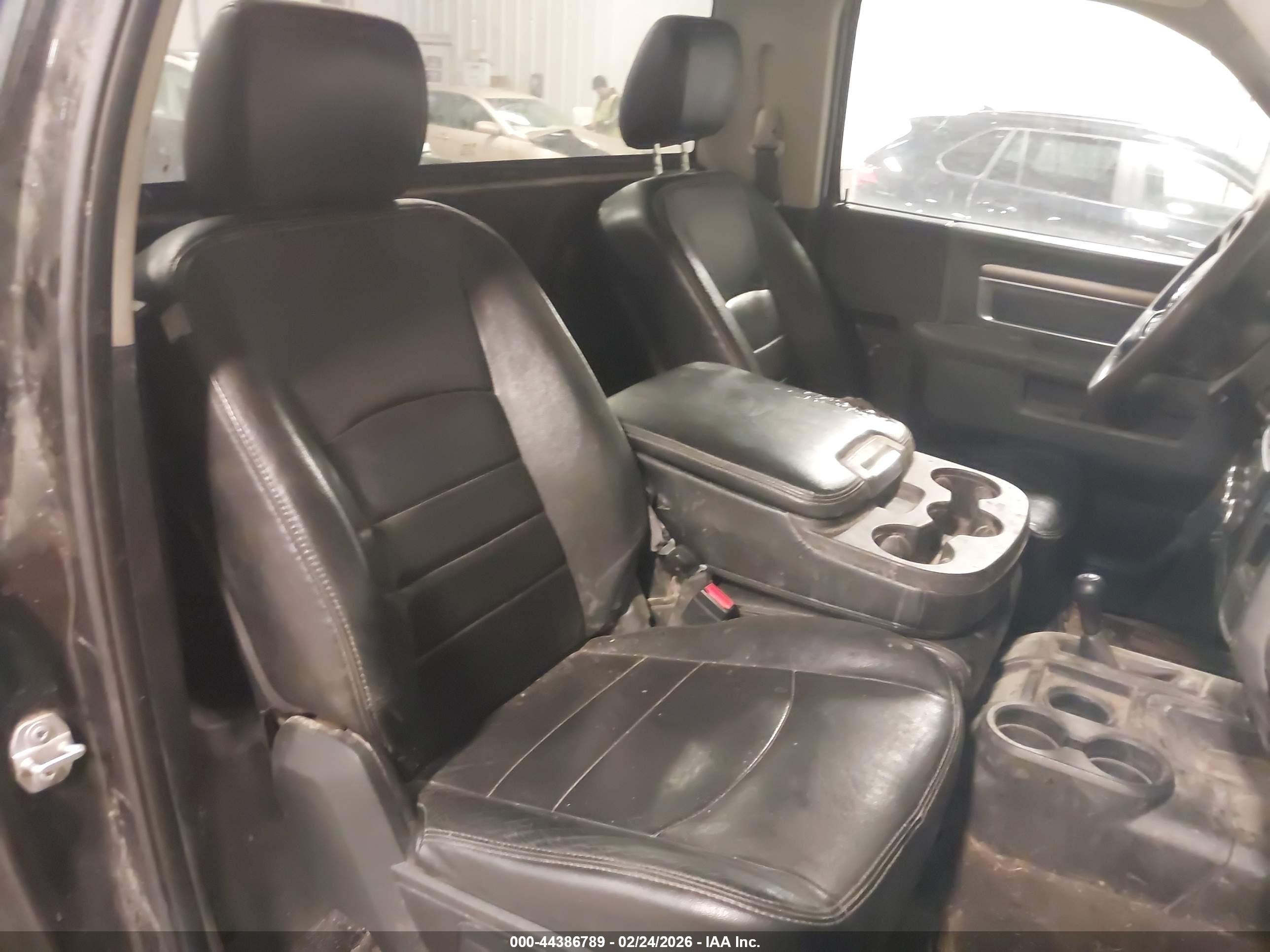 RAM 3500 image 8