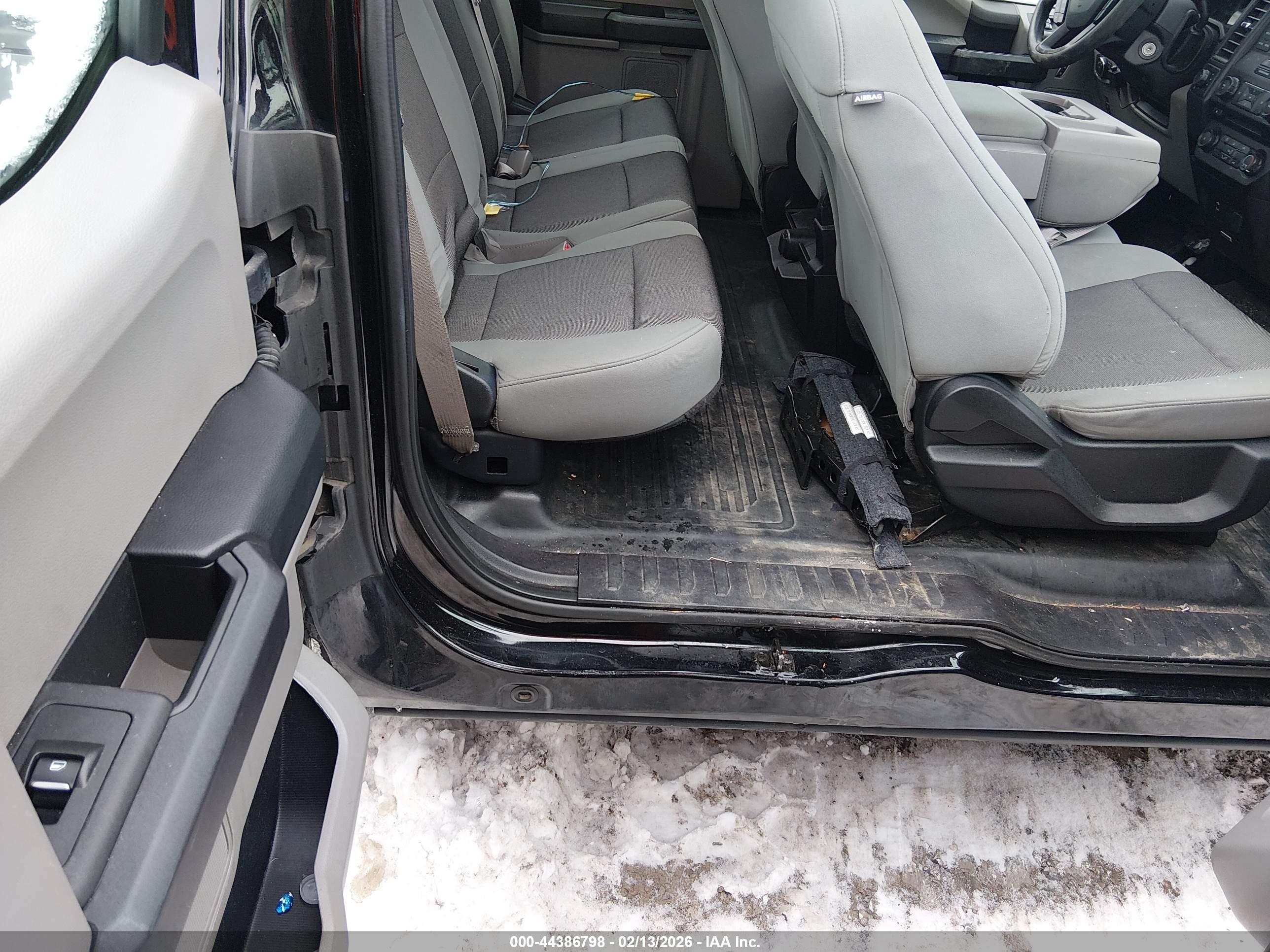 FORD F-150 image 8