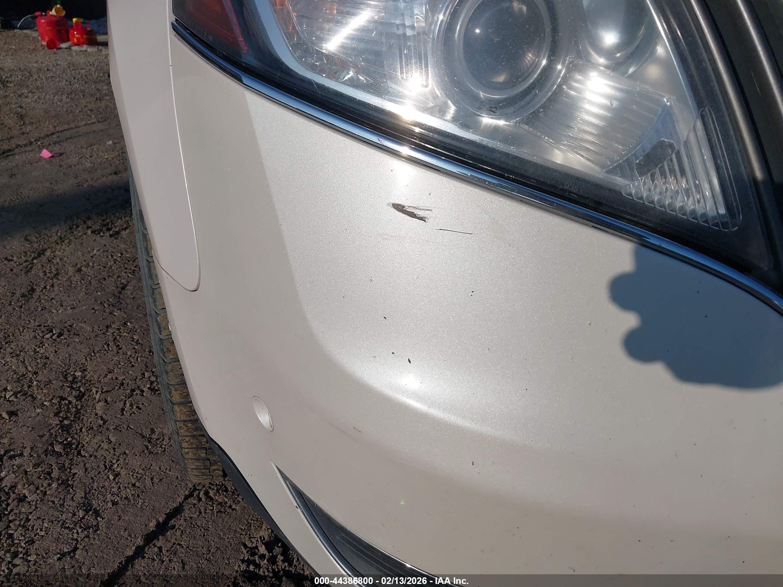 LINCOLN MKT image 6