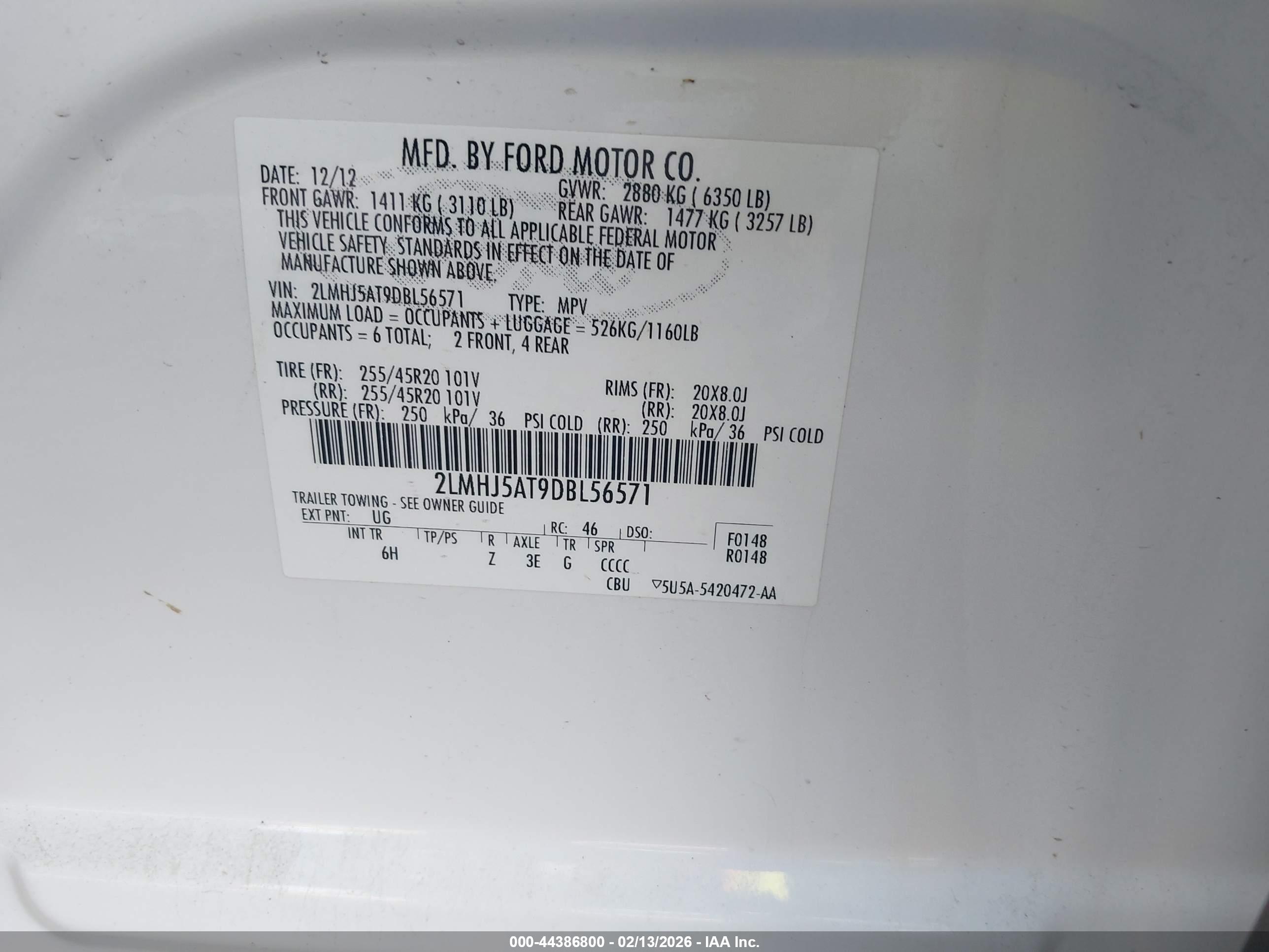 LINCOLN MKT image 9
