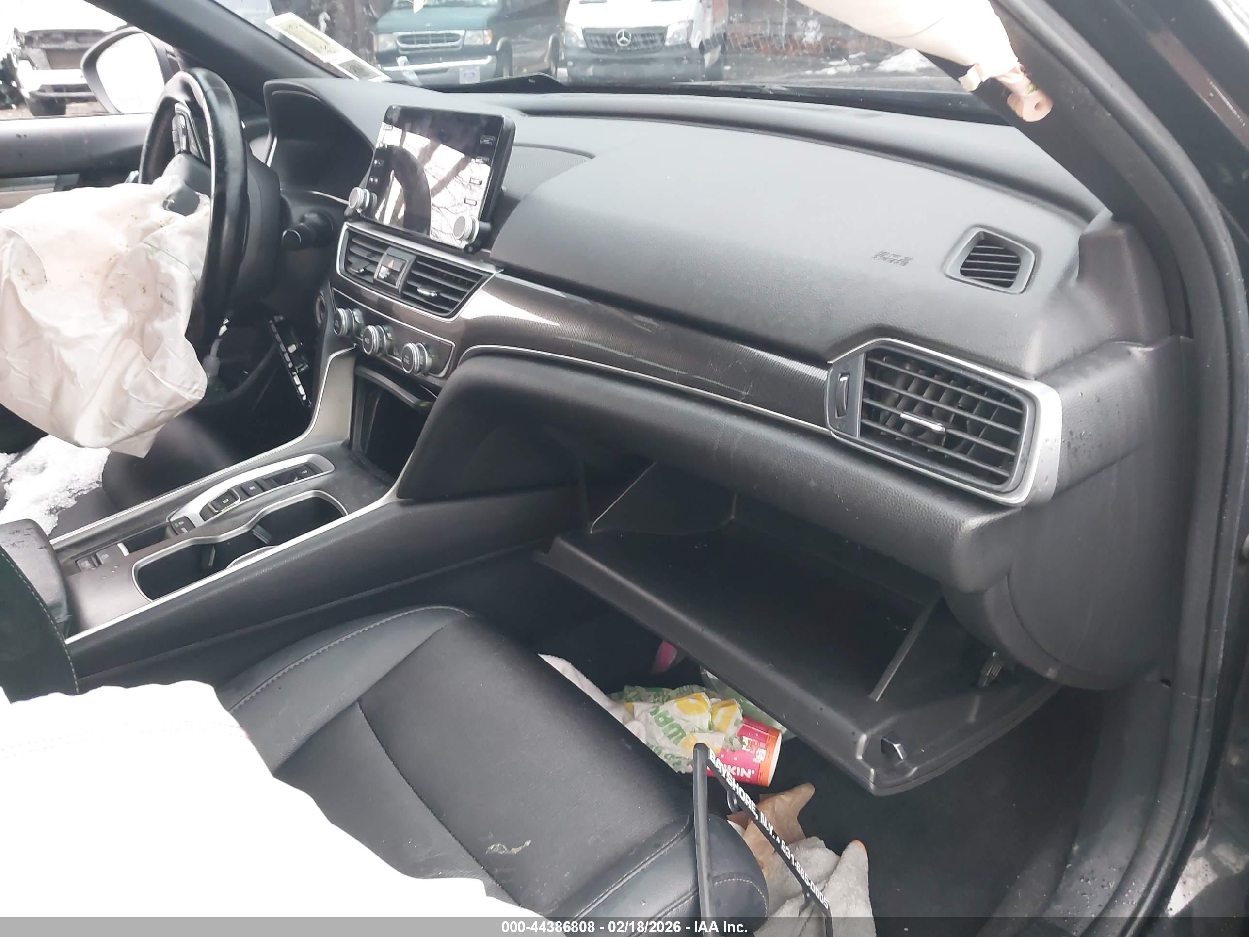 HONDA ACCORD image 5