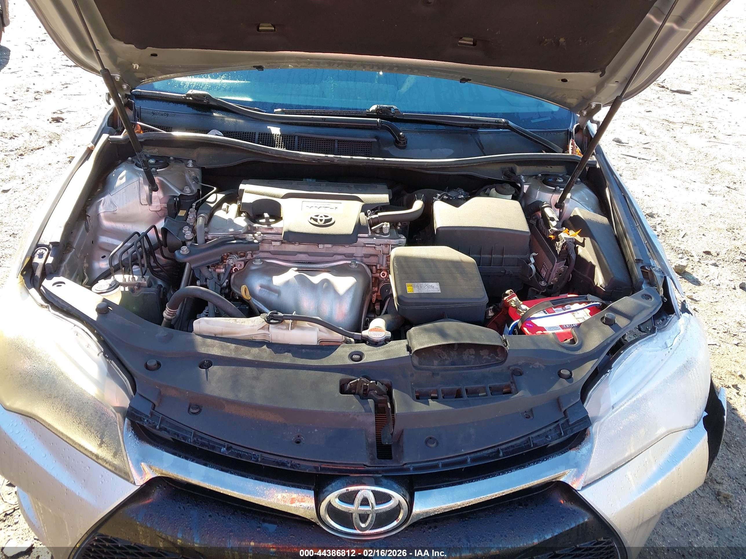 TOYOTA CAMRY image 10