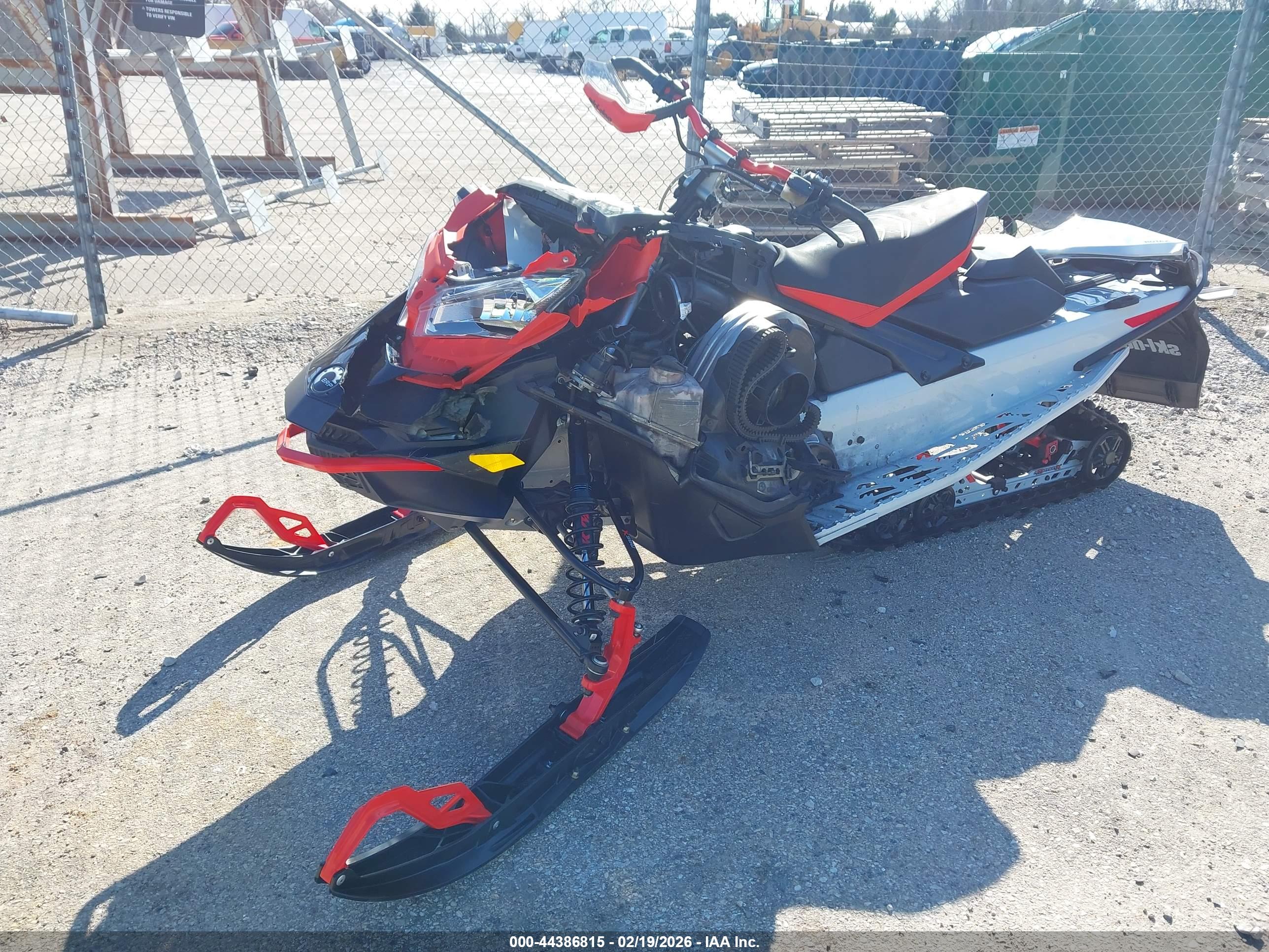 SKI-DOO MX image 2