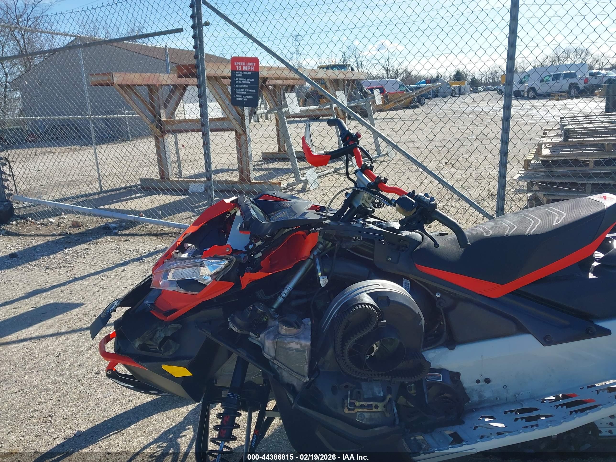 SKI-DOO MX image 6