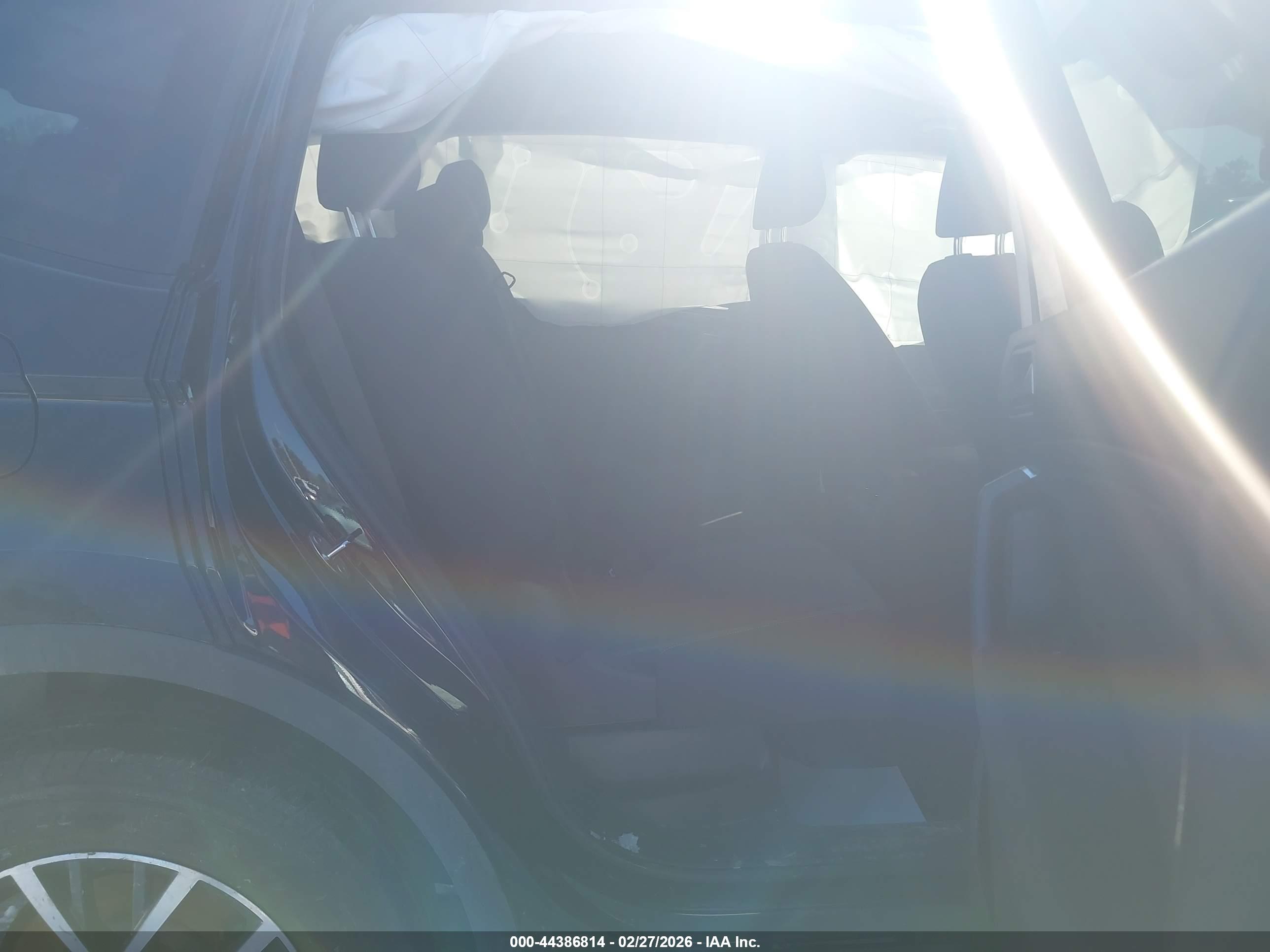 VOLKSWAGEN TIGUAN image 8
