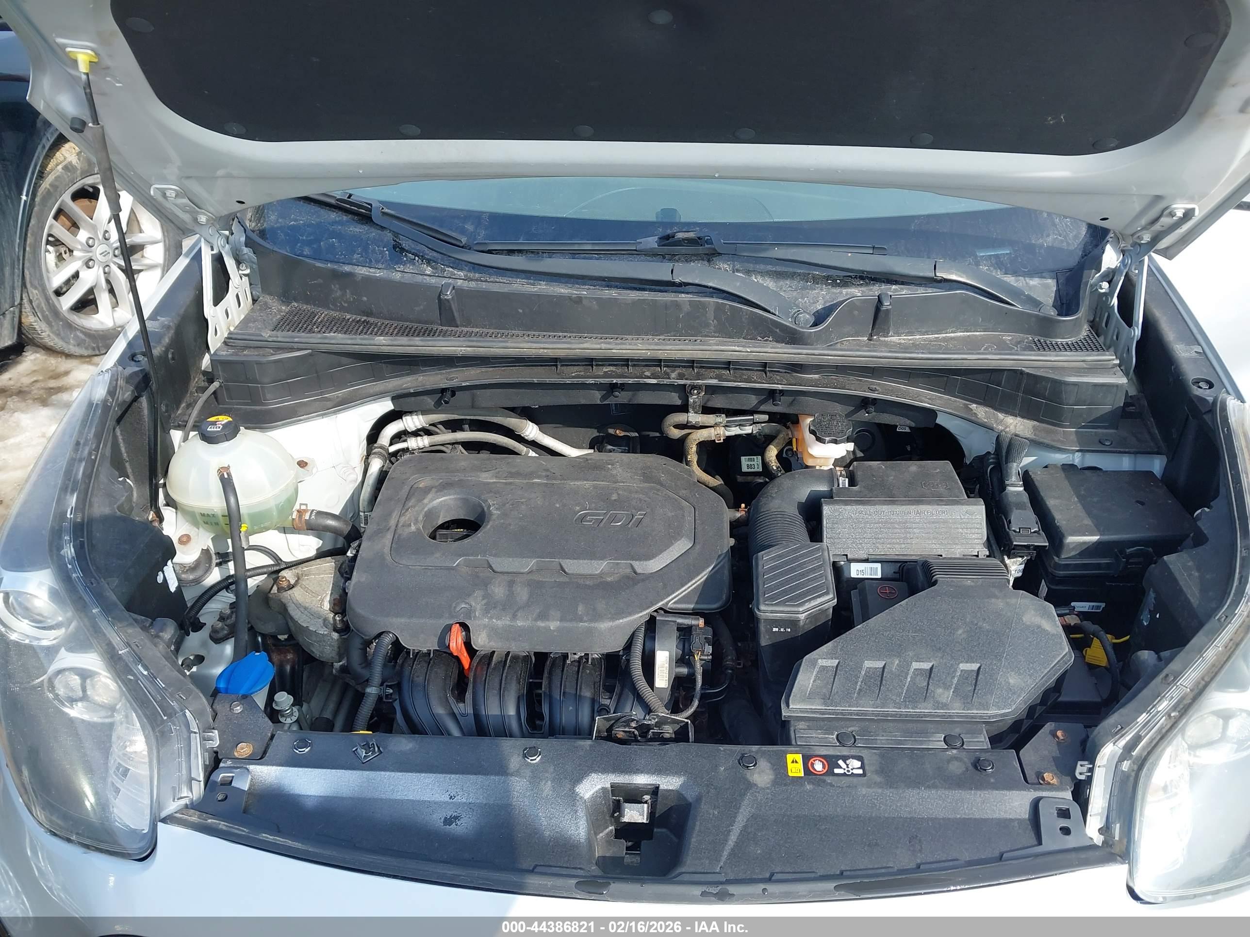 KIA SPORTAGE image 10