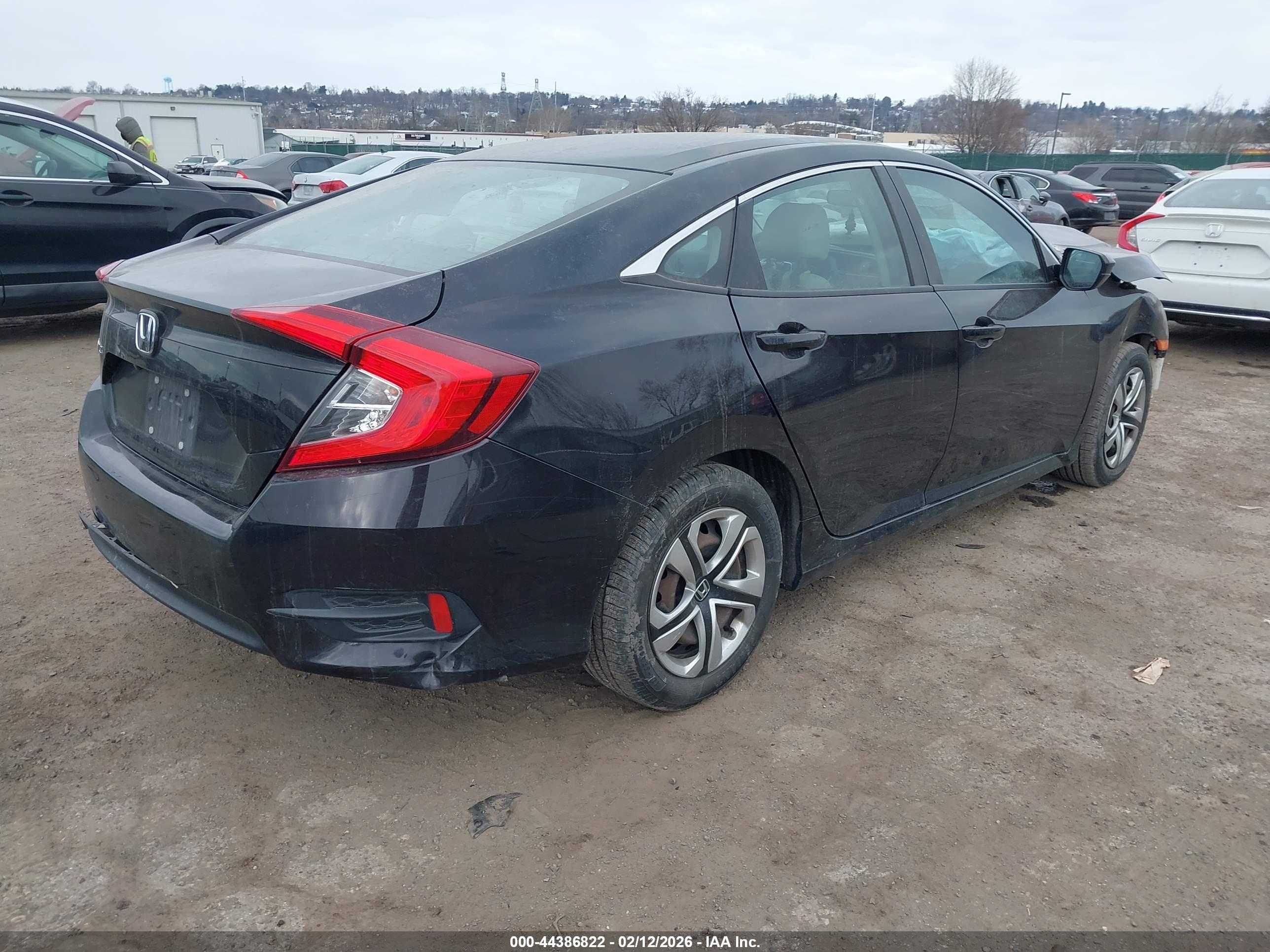 HONDA CIVIC image 4