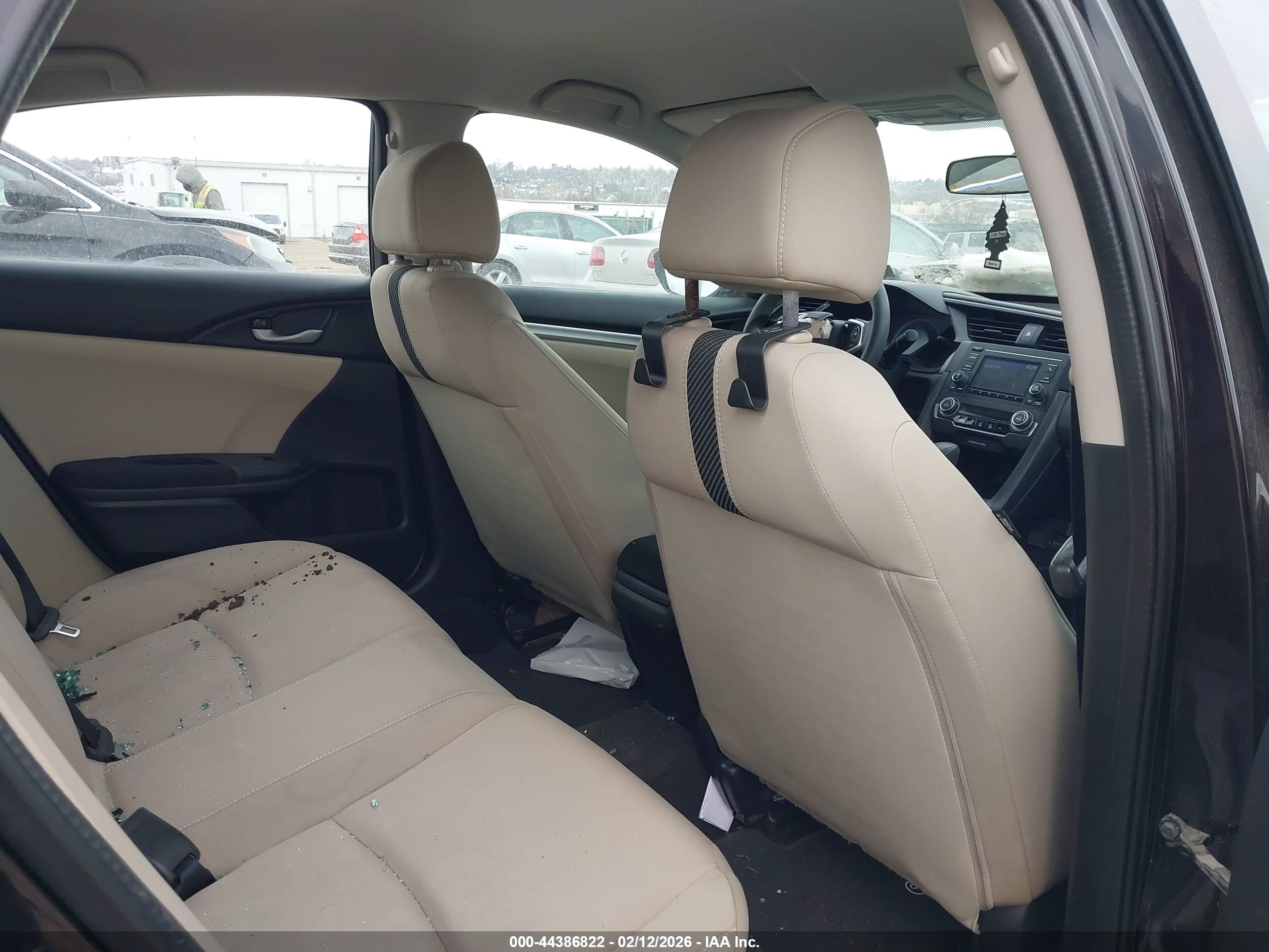 HONDA CIVIC image 8