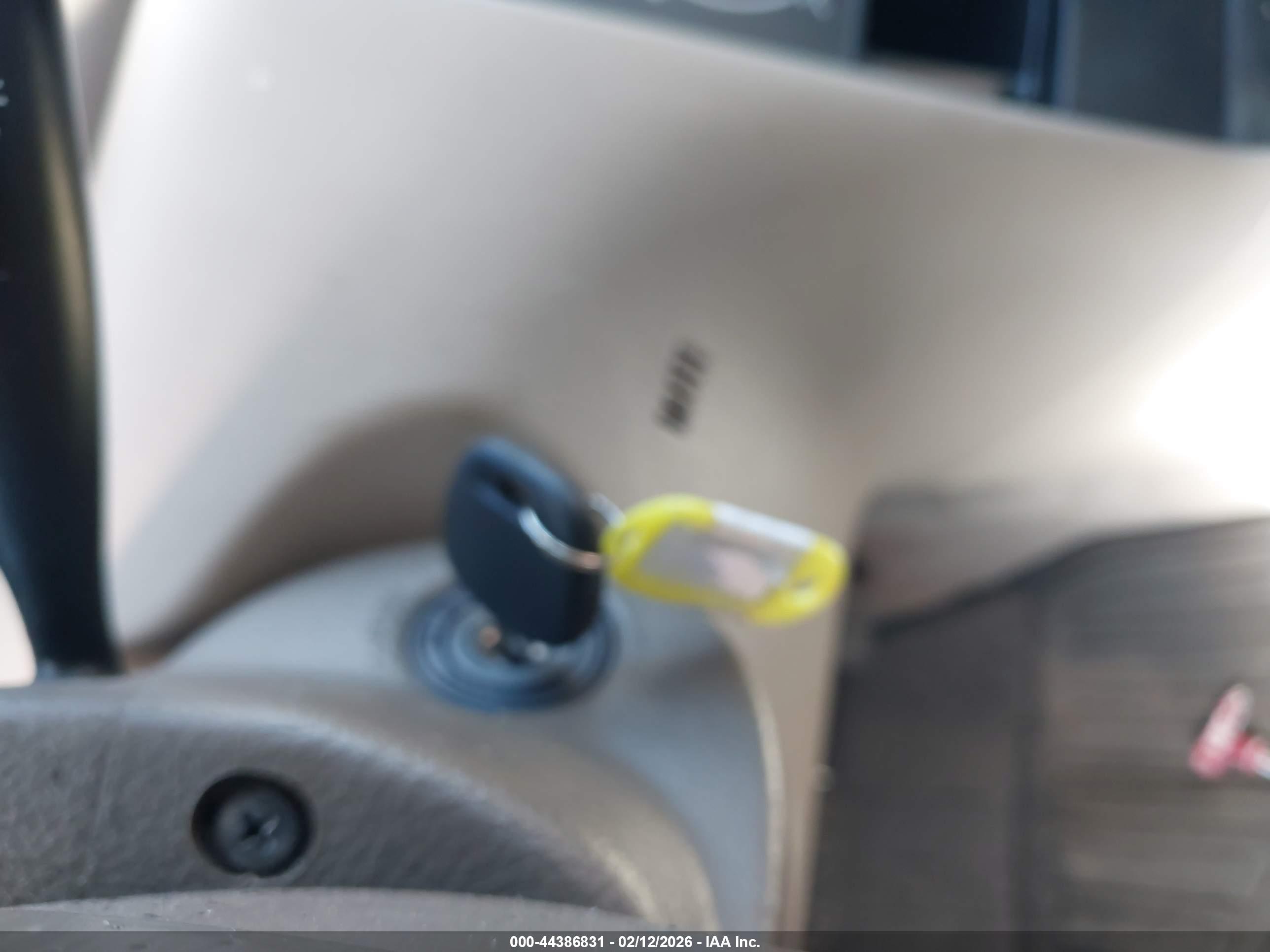 TOYOTA COROLLA image 11