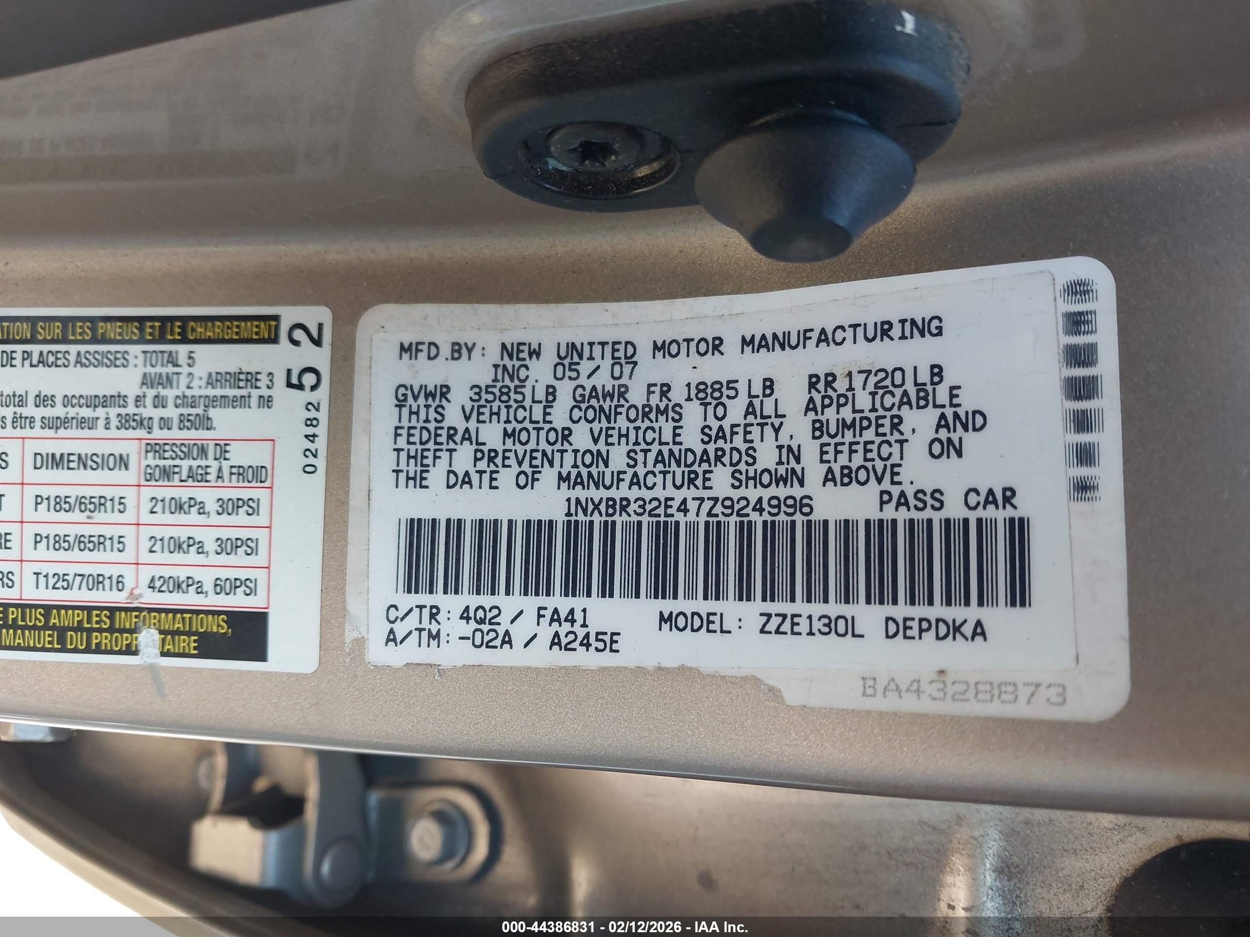 TOYOTA COROLLA image 9