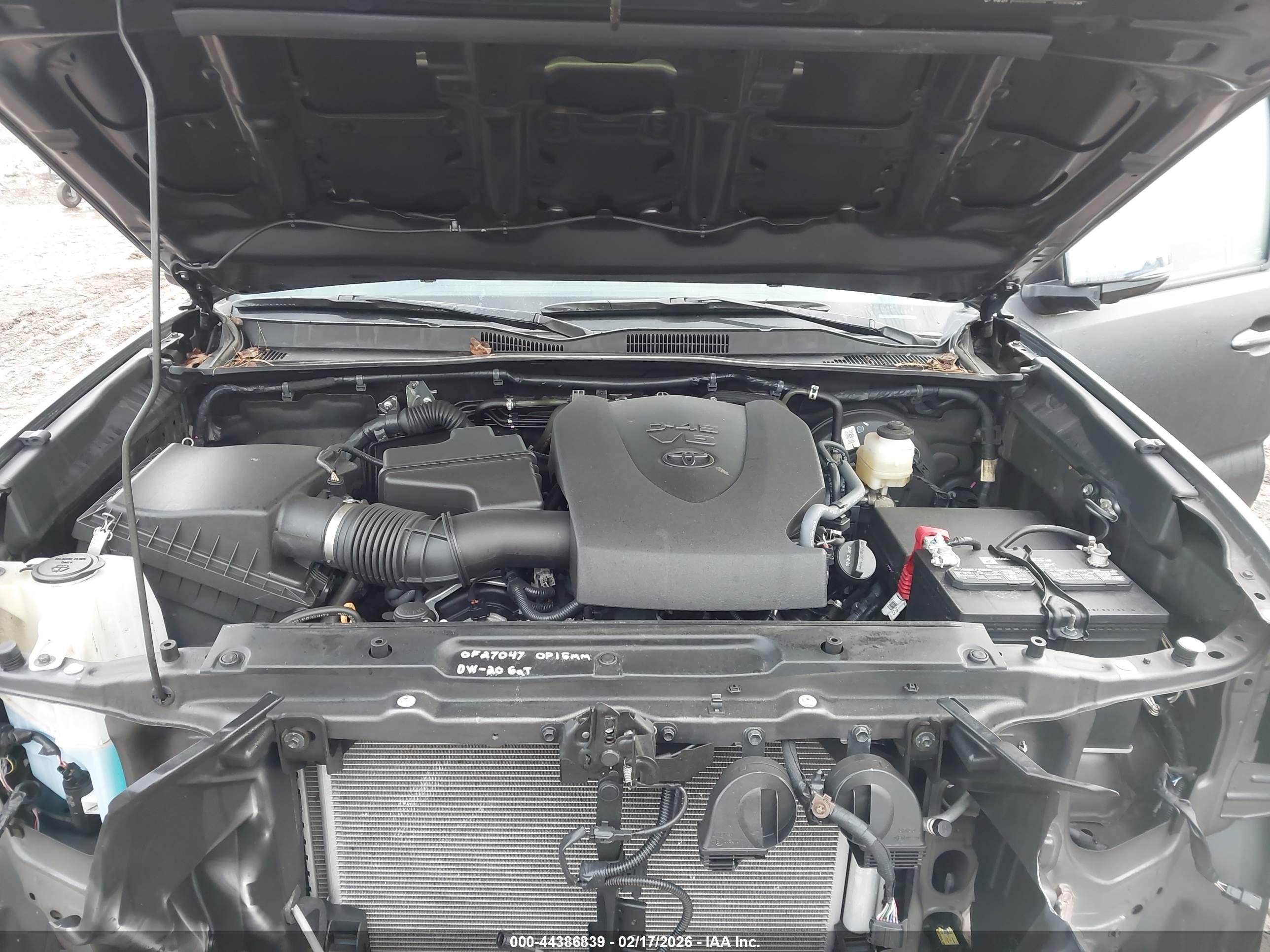 TOYOTA TACOMA image 10