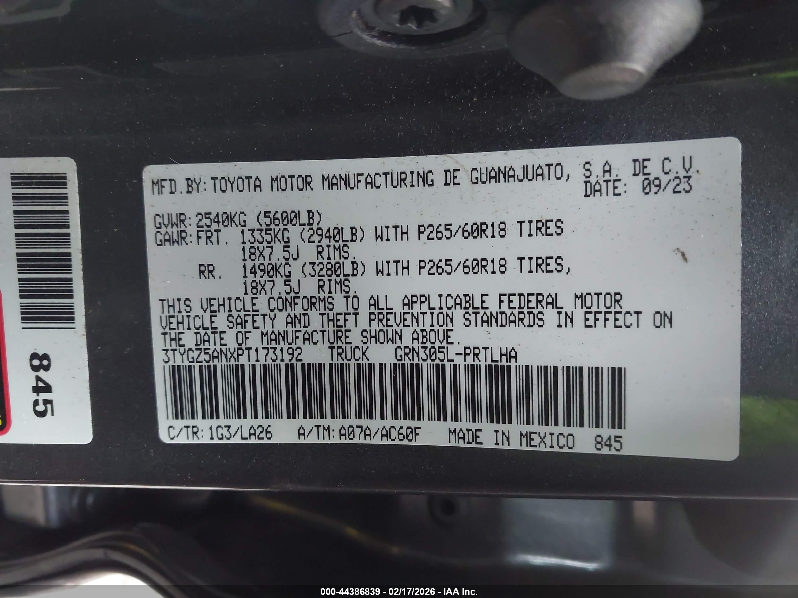TOYOTA TACOMA image 9