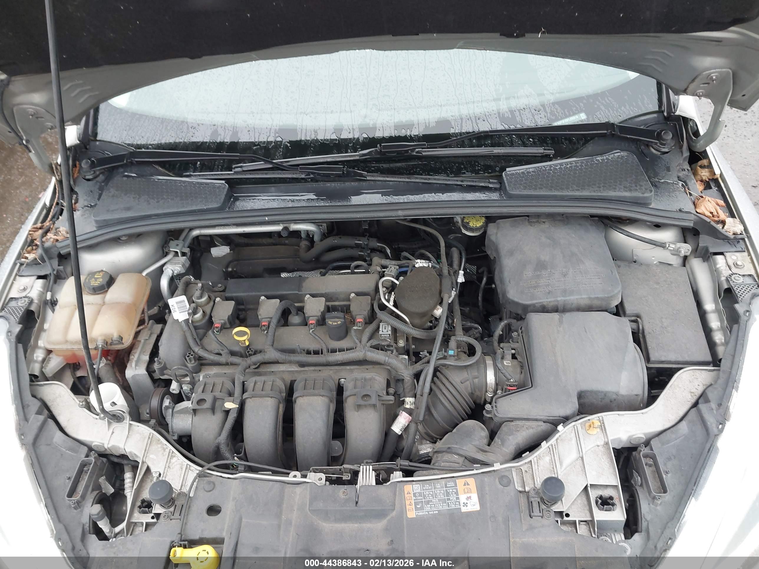 FORD FOCUS image 10