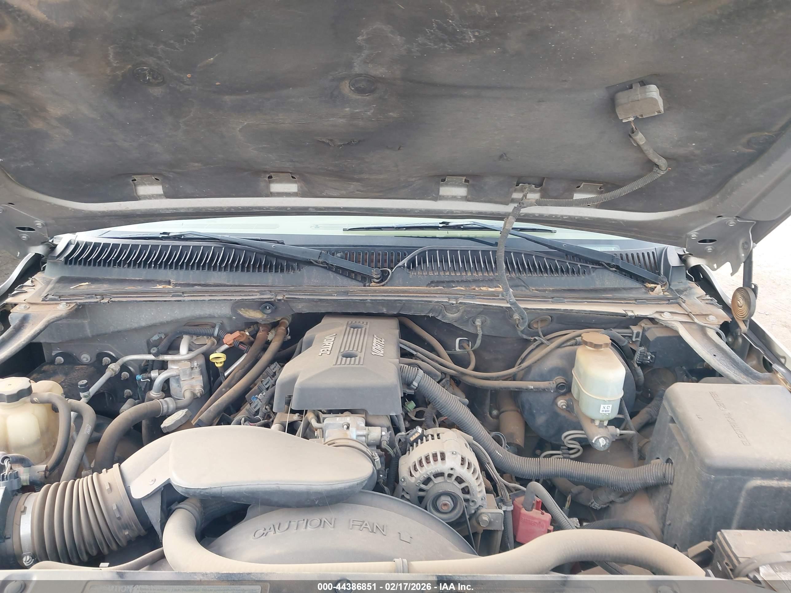 CHEVROLET SUBURBAN image 10