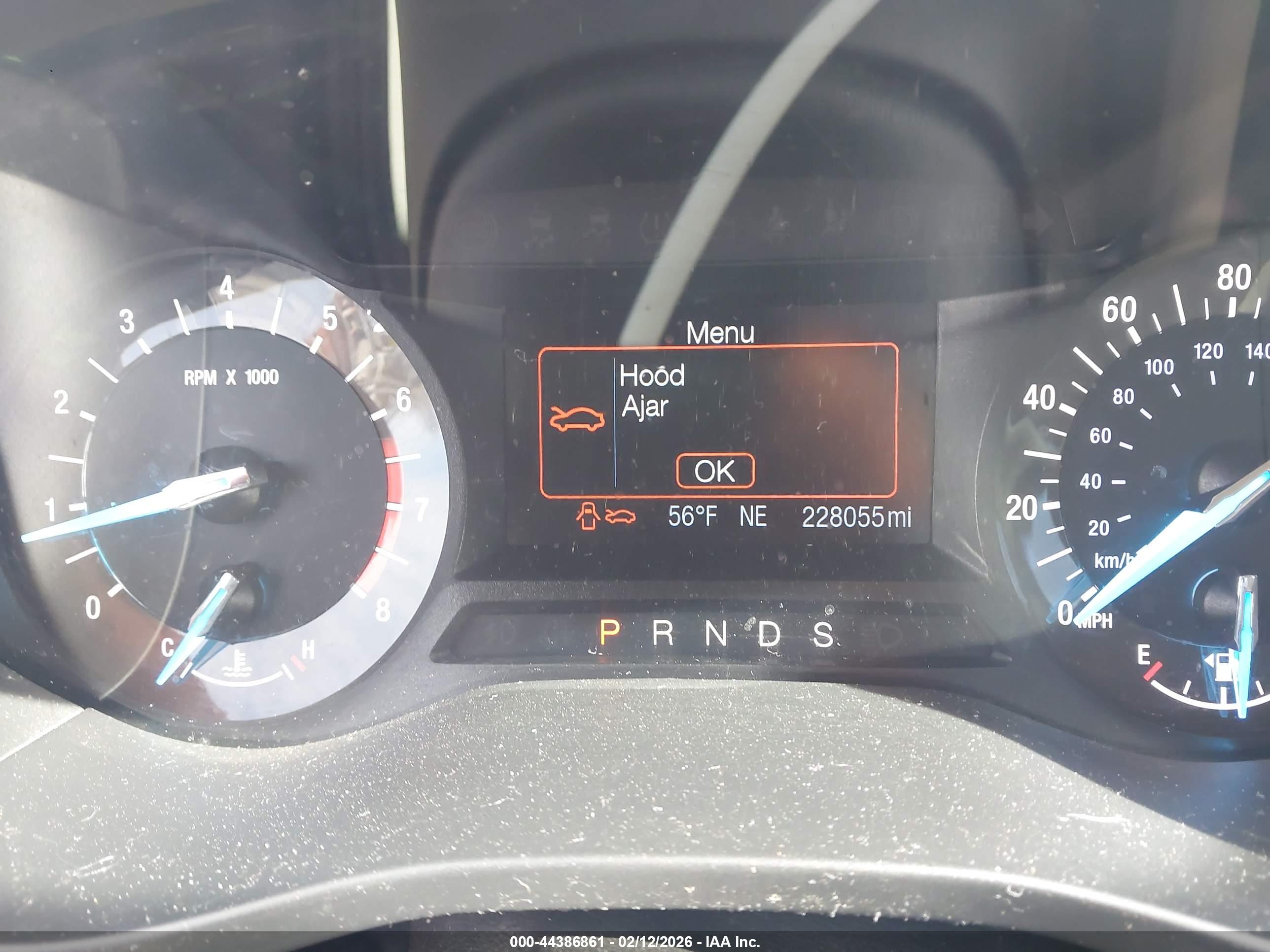 FORD FUSION image 7