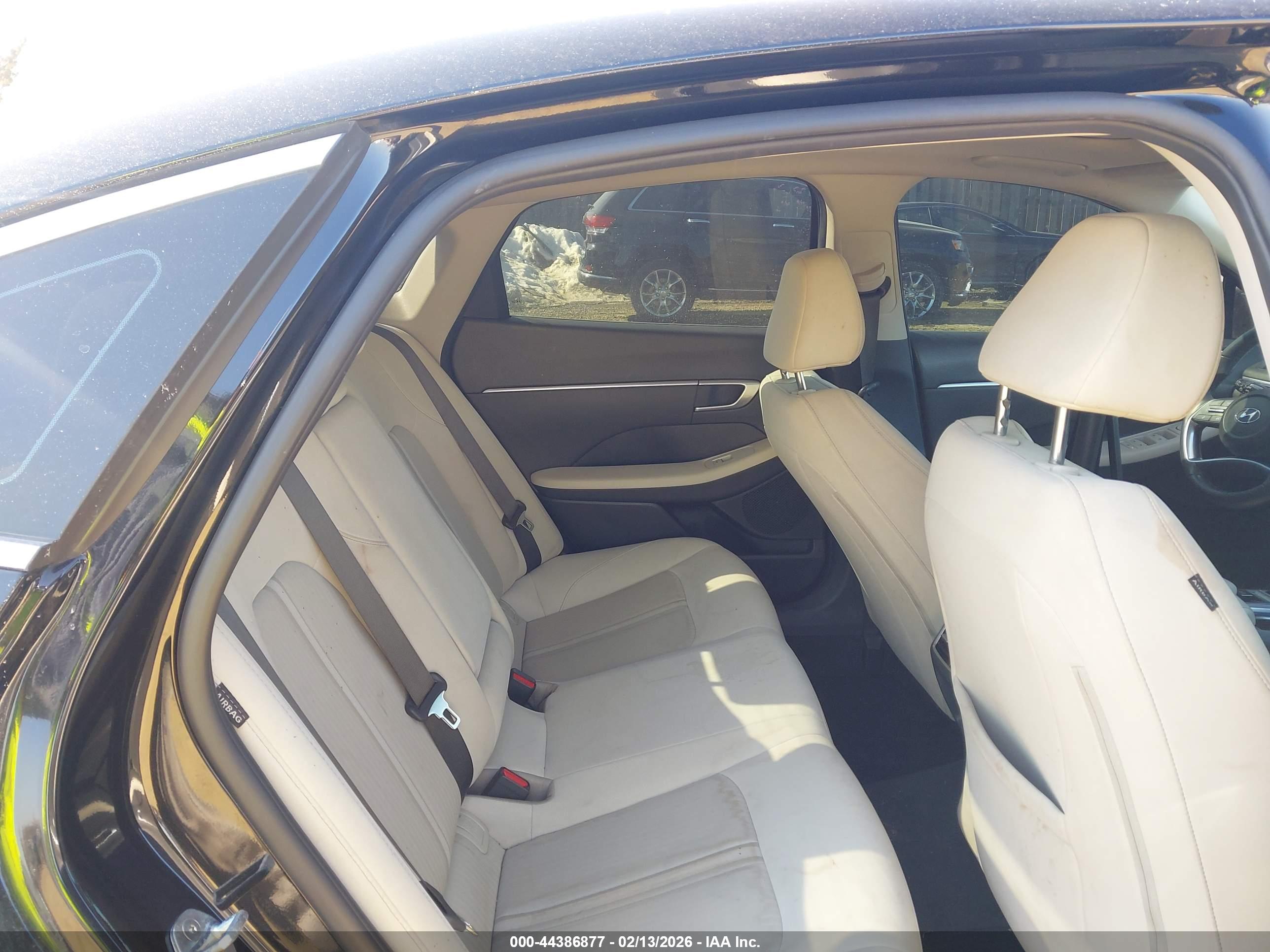 HYUNDAI SONATA image 8