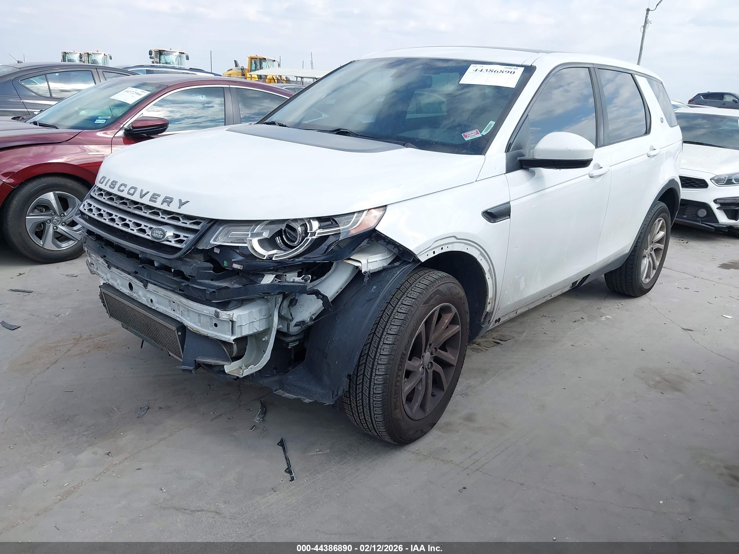 LAND ROVER image 2