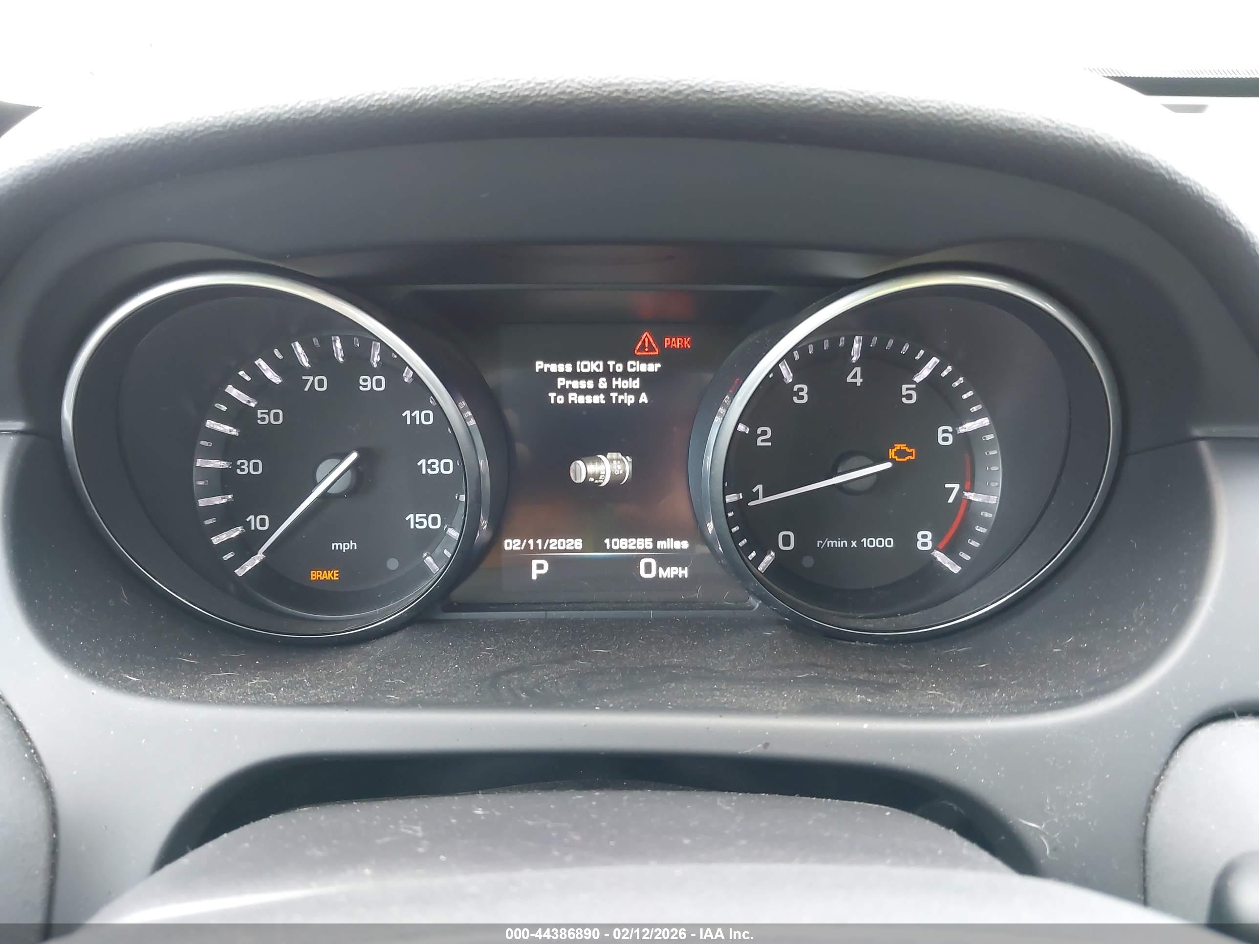 LAND ROVER image 7