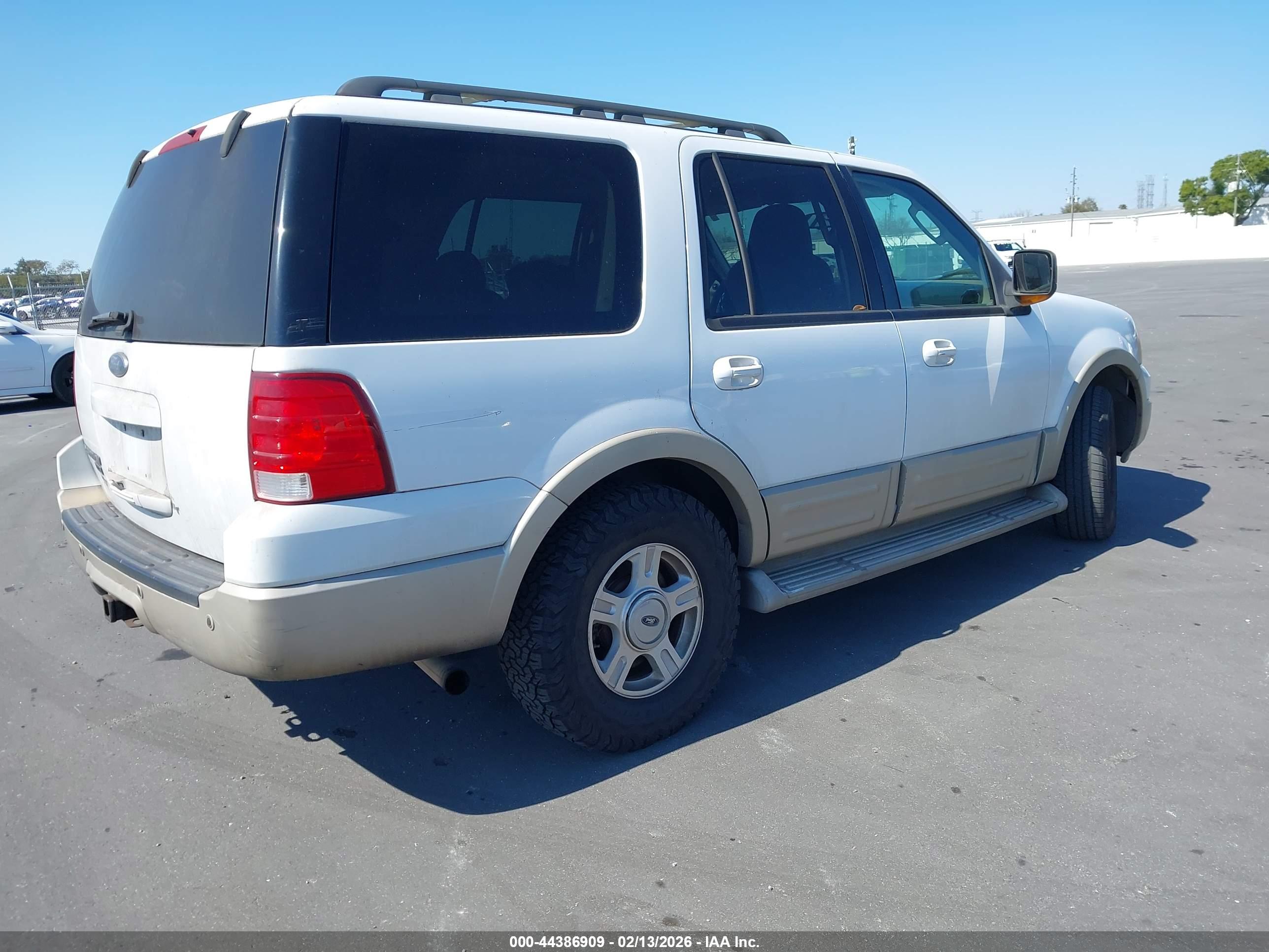 FORD EXPEDITION image 4