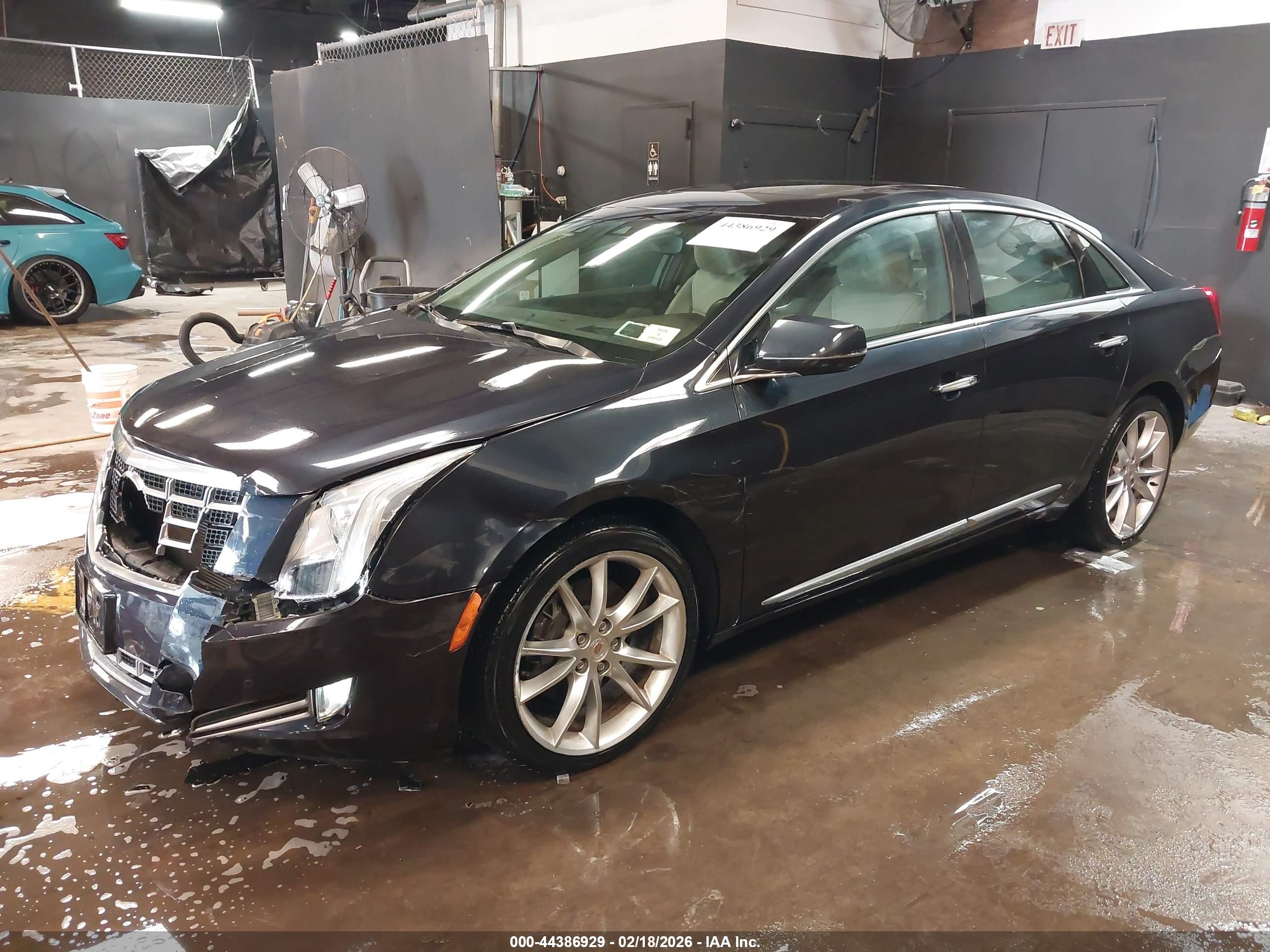 CADILLAC XTS image 6