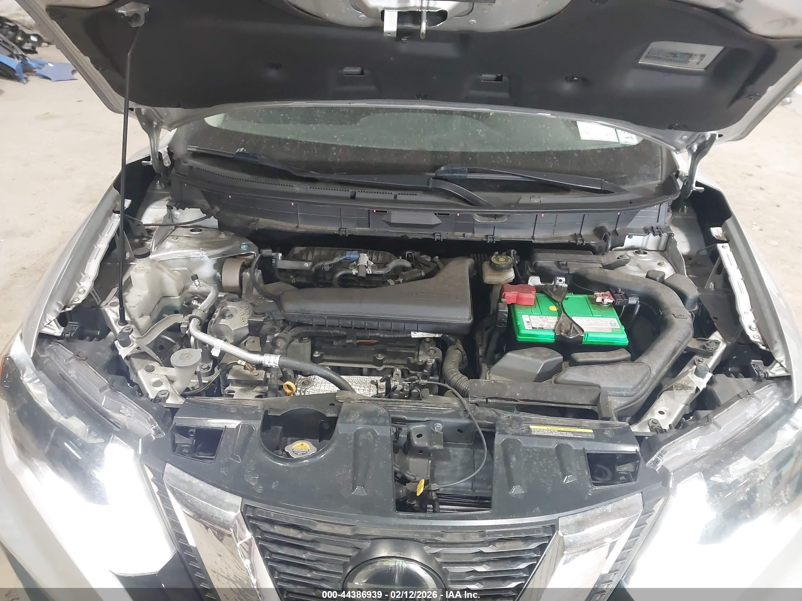NISSAN ROGUE image 10