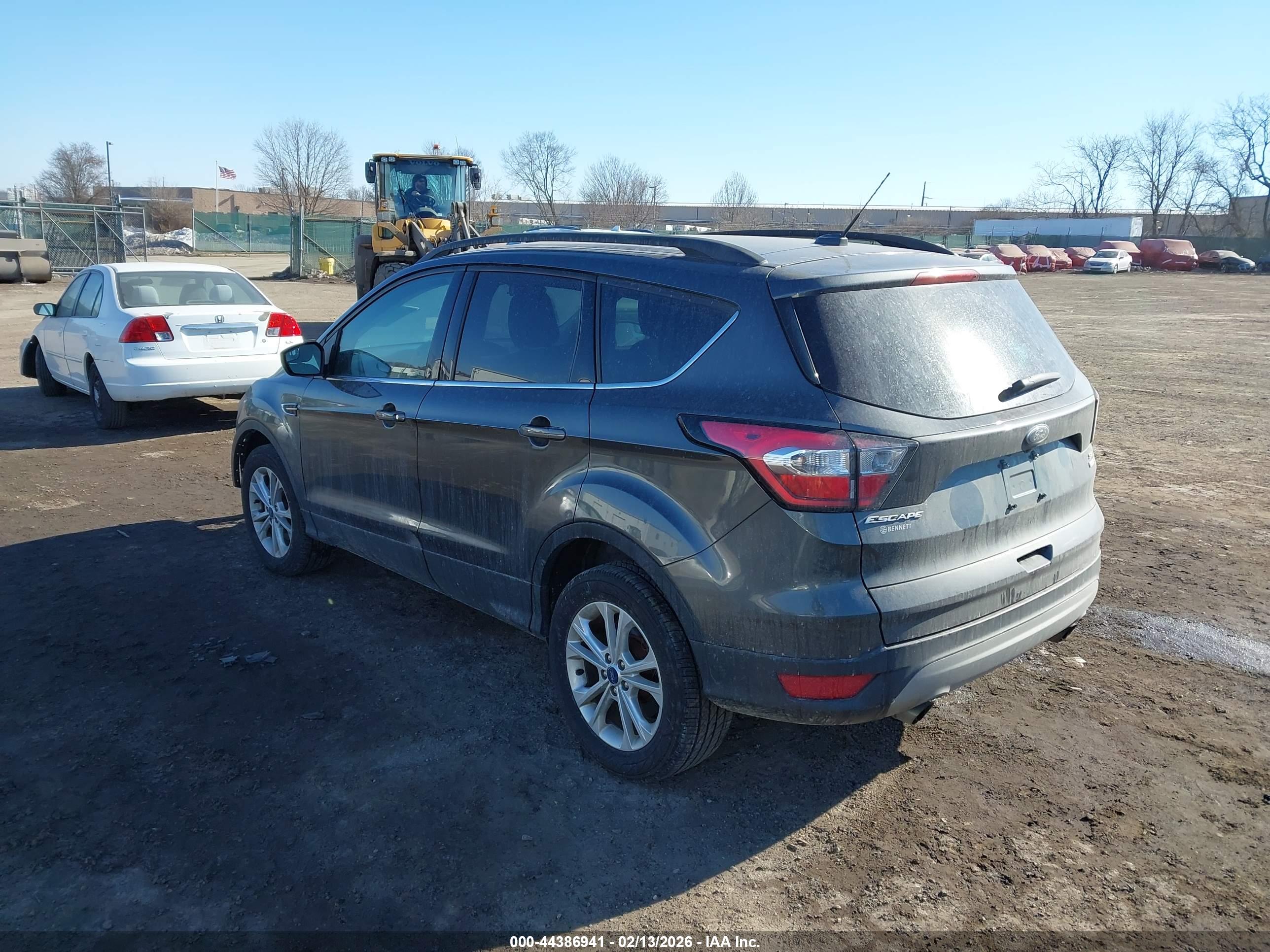 FORD ESCAPE image 3
