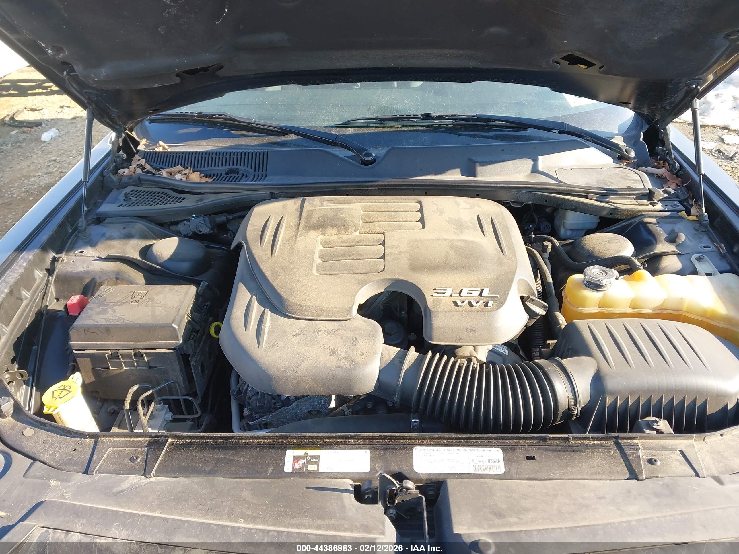 DODGE CHALLENGER image 10