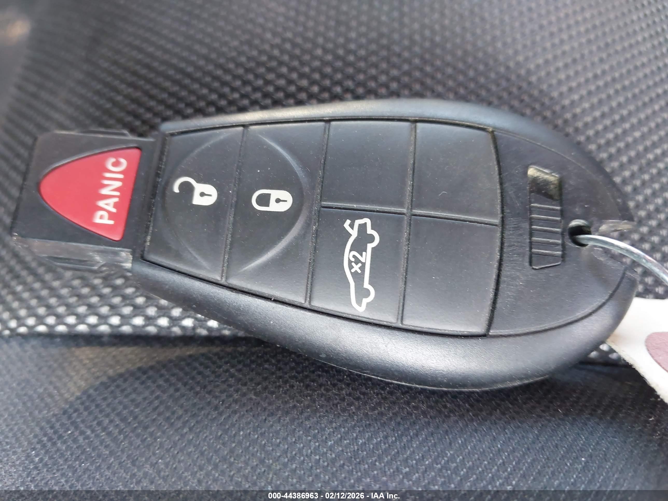 DODGE CHALLENGER image 11