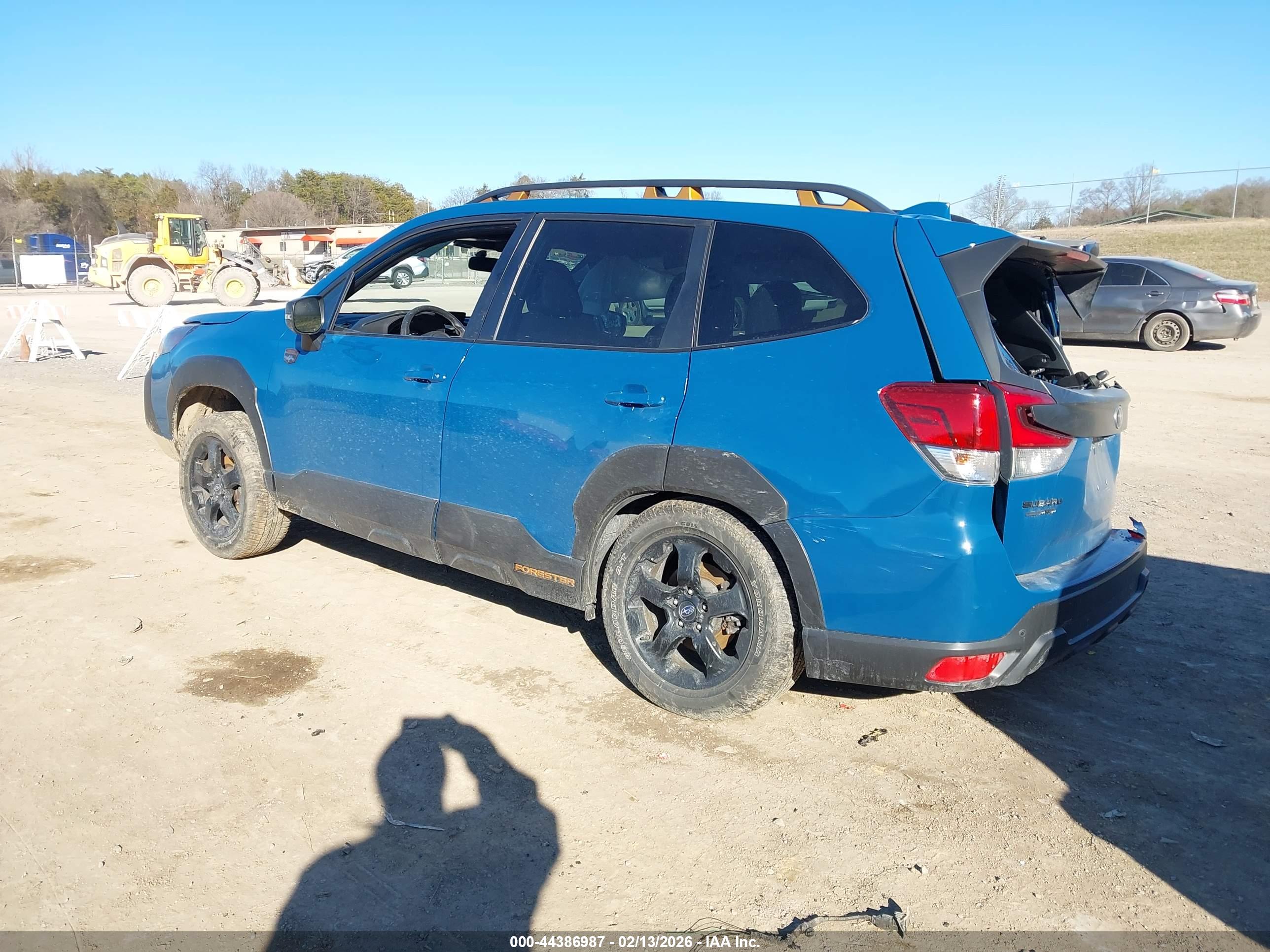 SUBARU FORESTER image 3