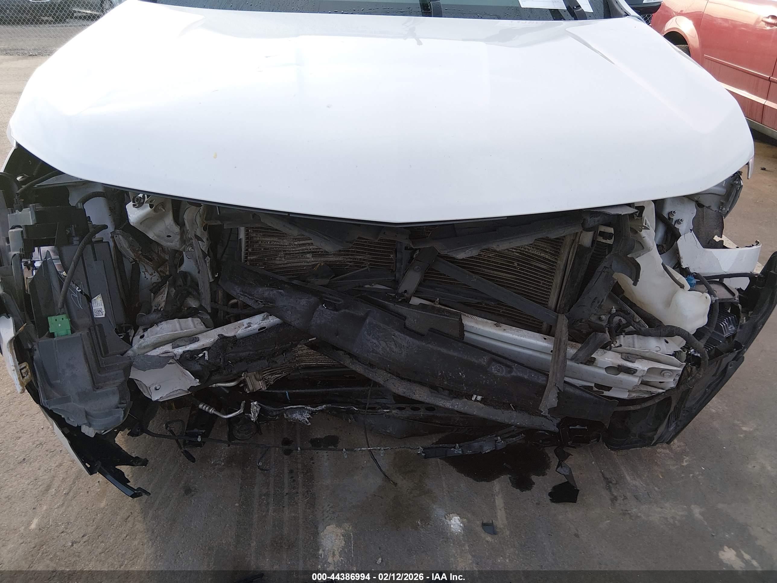 CHEVROLET TRAVERSE image 6