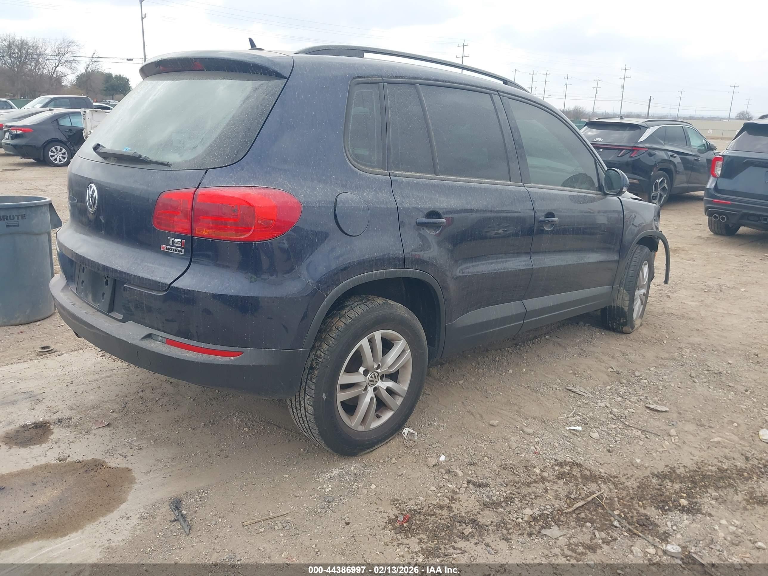 VOLKSWAGEN TIGUAN image 4