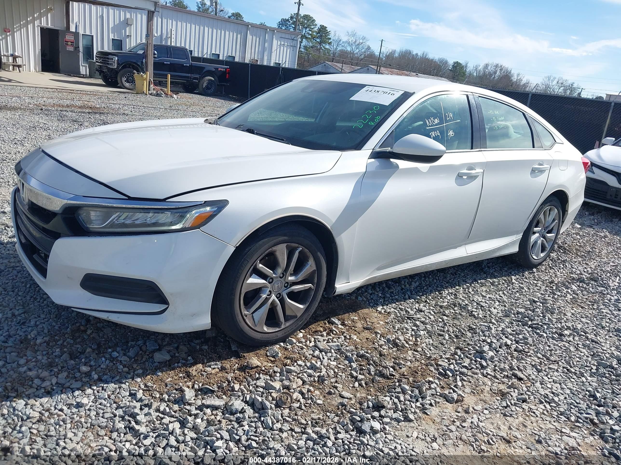 HONDA ACCORD image 2